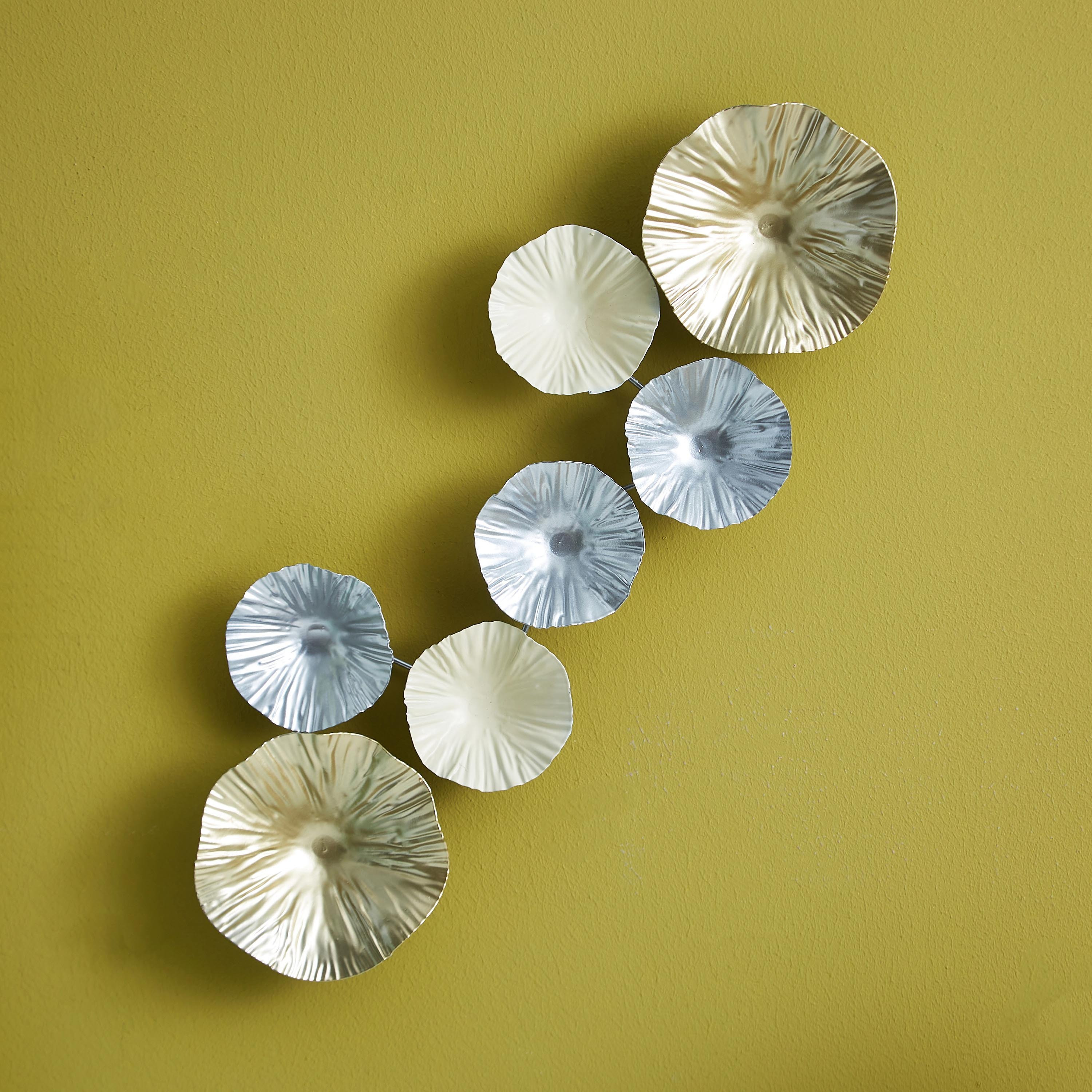 زينة حائط معدنية بتصميم شعب مرجانية من شيراز-hbxdiningroom-walldecor-wallart-image-1
