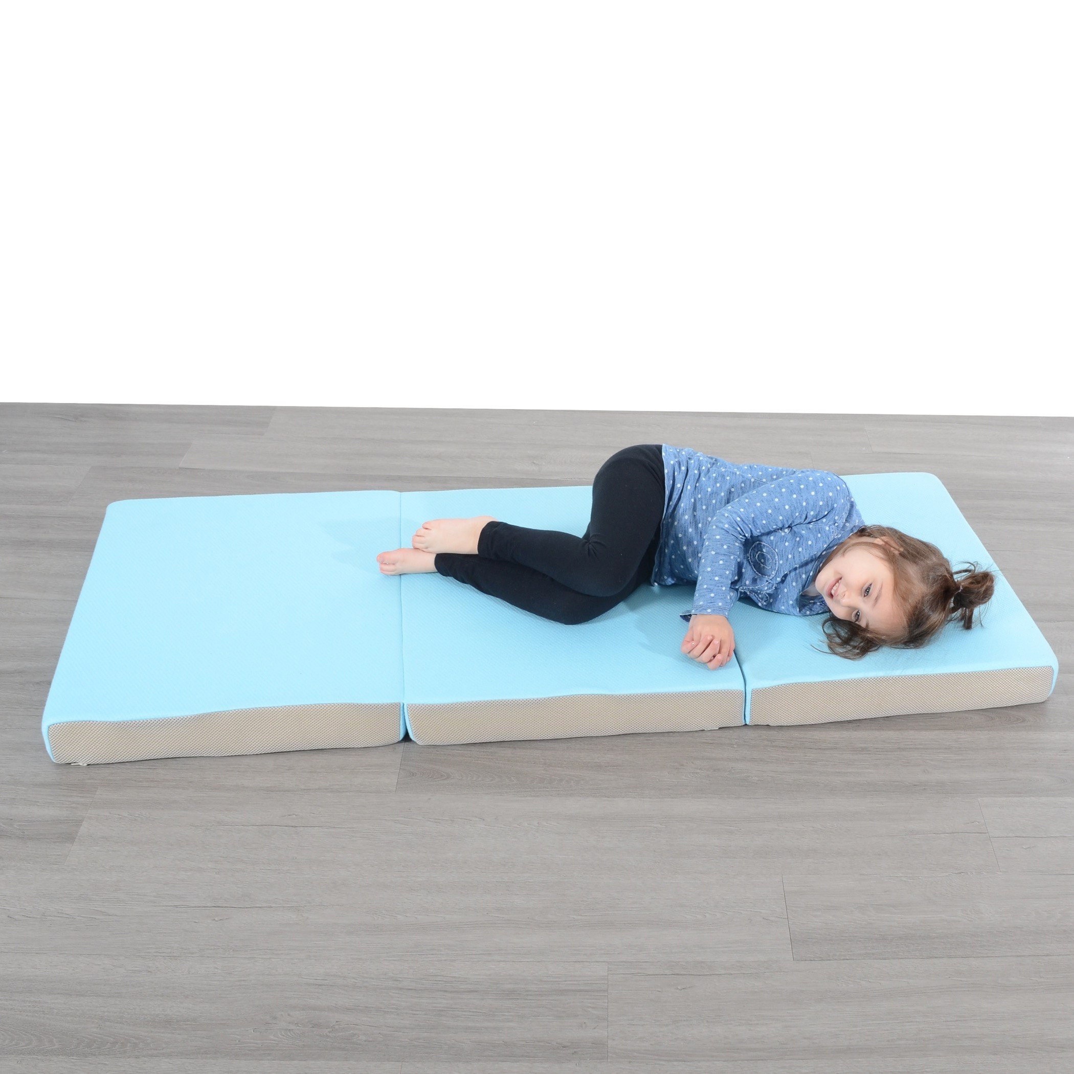 مرتبة إسفنجية بطيّة ثلاثية للأطفال بغطاء من آي ميليارد - 61x147x8 سم-hbxfurniture-kidsroom-kidsmattresses-toddler-image-2