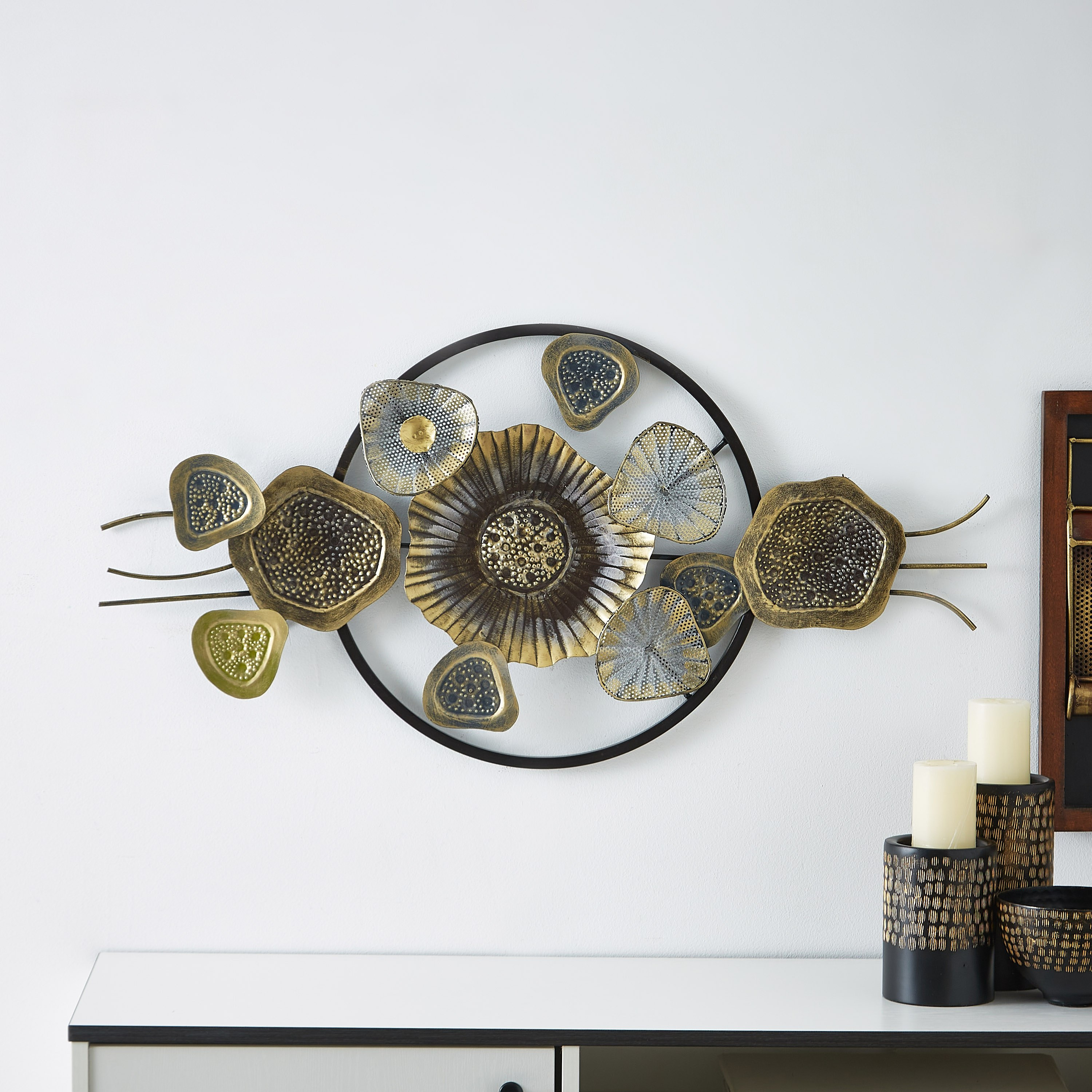 ديكور حائط بتصميم أزهار من ابيبزا-hbxdiningroom-walldecor-wallart-image-2
