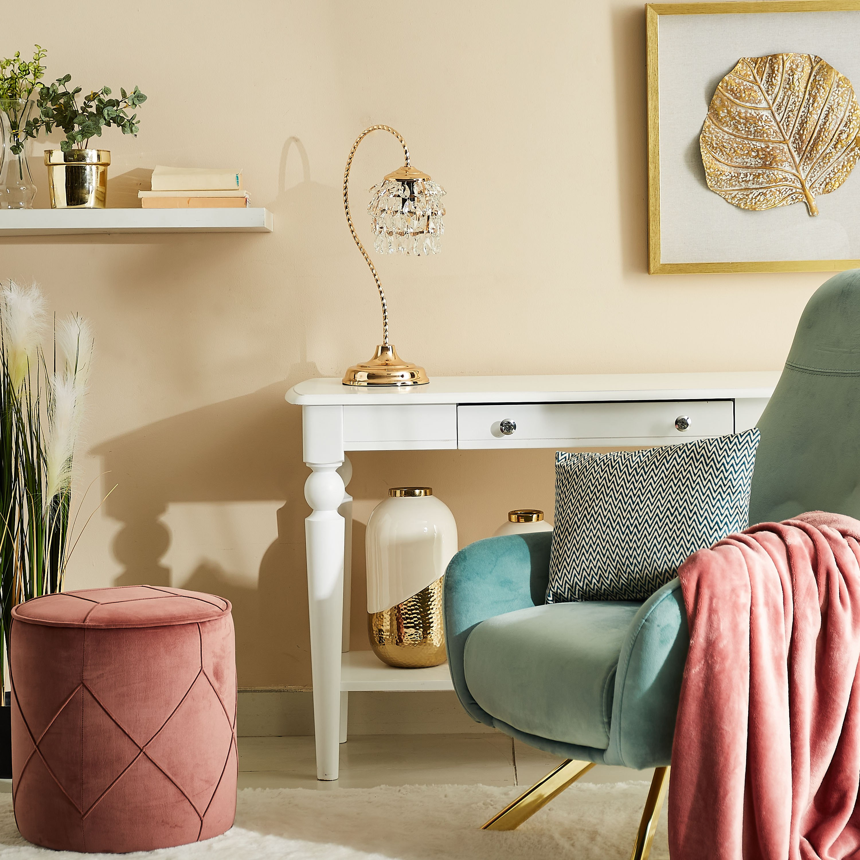 مصباح طاولة زجاج مع تعليقة كريستال مزينة من ستيلا - 28x58 سم-hbxlivingroom-lighting-tablelamps-image-4