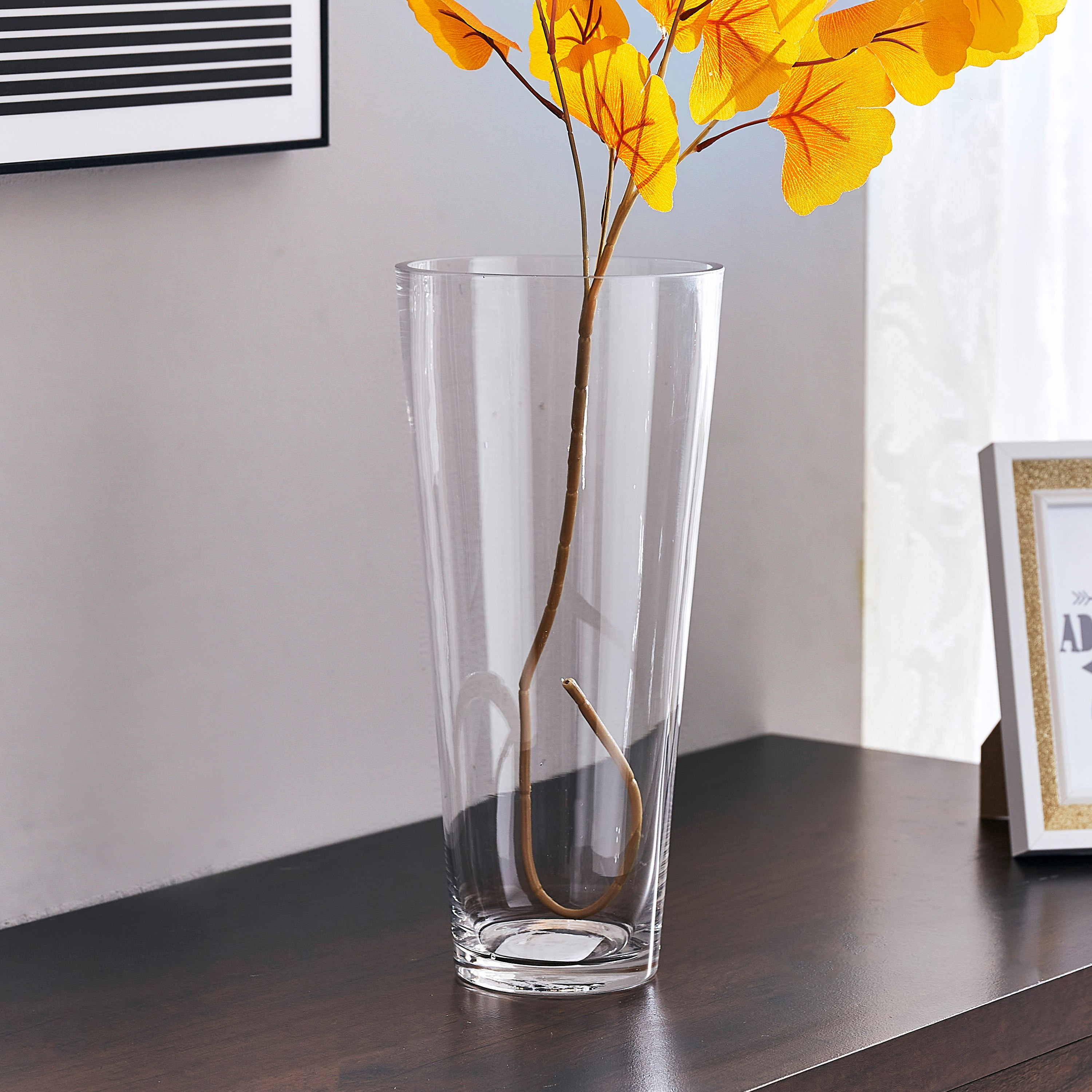 مزهرية زجاج طويلة بتصميم مخروطي شفاف من أتلانتا - 13.5x8x30 سم-hbxbedroom-decorandaccessories-vases-image-1