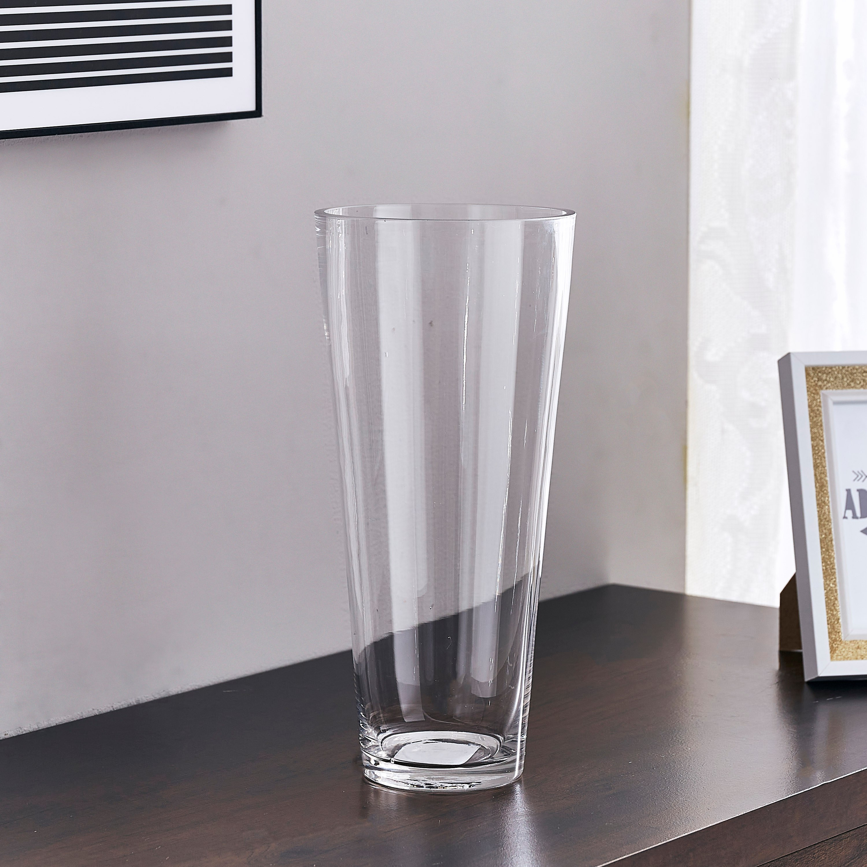 مزهرية زجاج طويلة بتصميم مخروطي شفاف من أتلانتا - 13.5x8x30 سم-hbxbedroom-decorandaccessories-vases-image-2