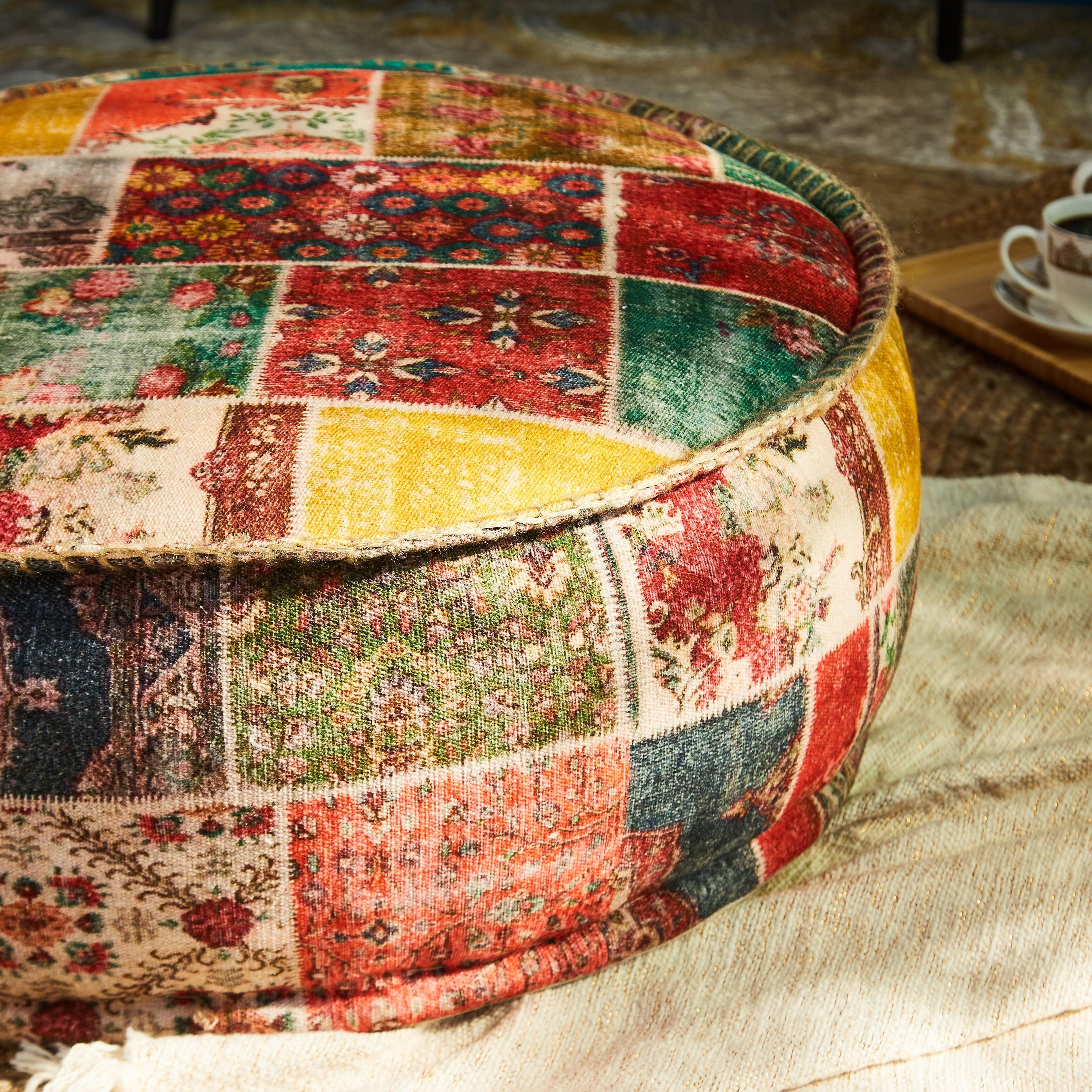 مقعد بوف بتصاميم متداخلة وطبعات من مارجان - 60x60 سم-hbxlivingroom-sofasandarmchairs-ottomansandfootstools-image-2