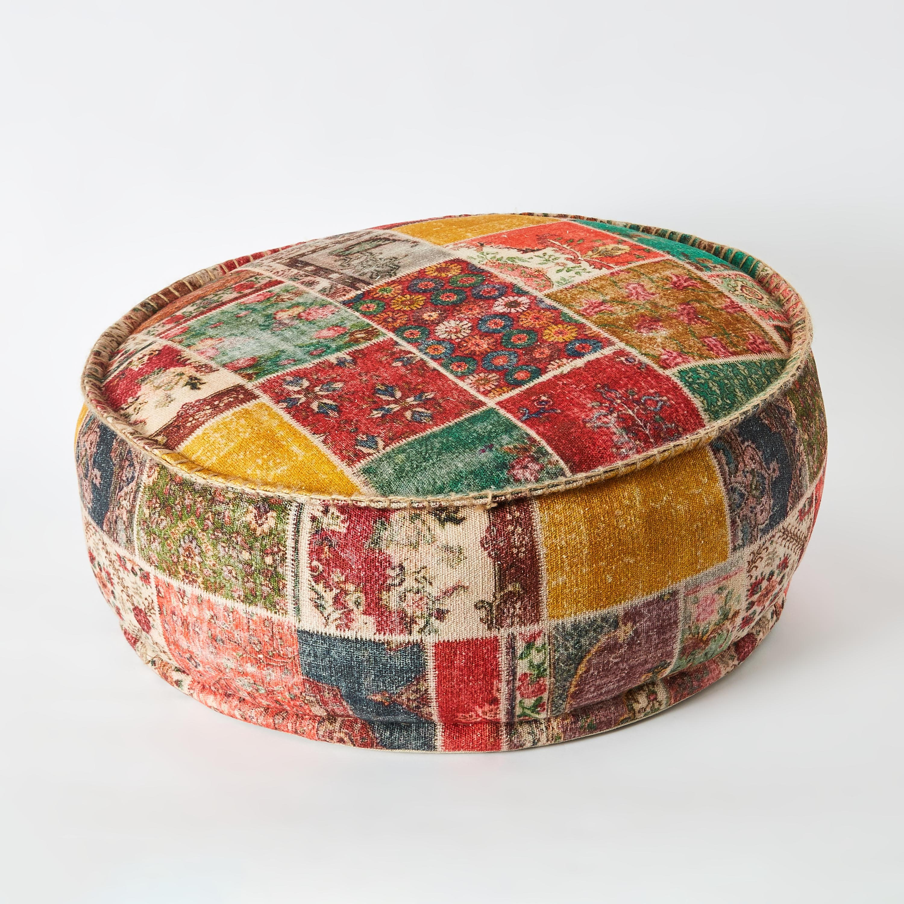 مقعد بوف بتصاميم متداخلة وطبعات من مارجان - 60x60 سم-hbxlivingroom-sofasandarmchairs-ottomansandfootstools-image-6