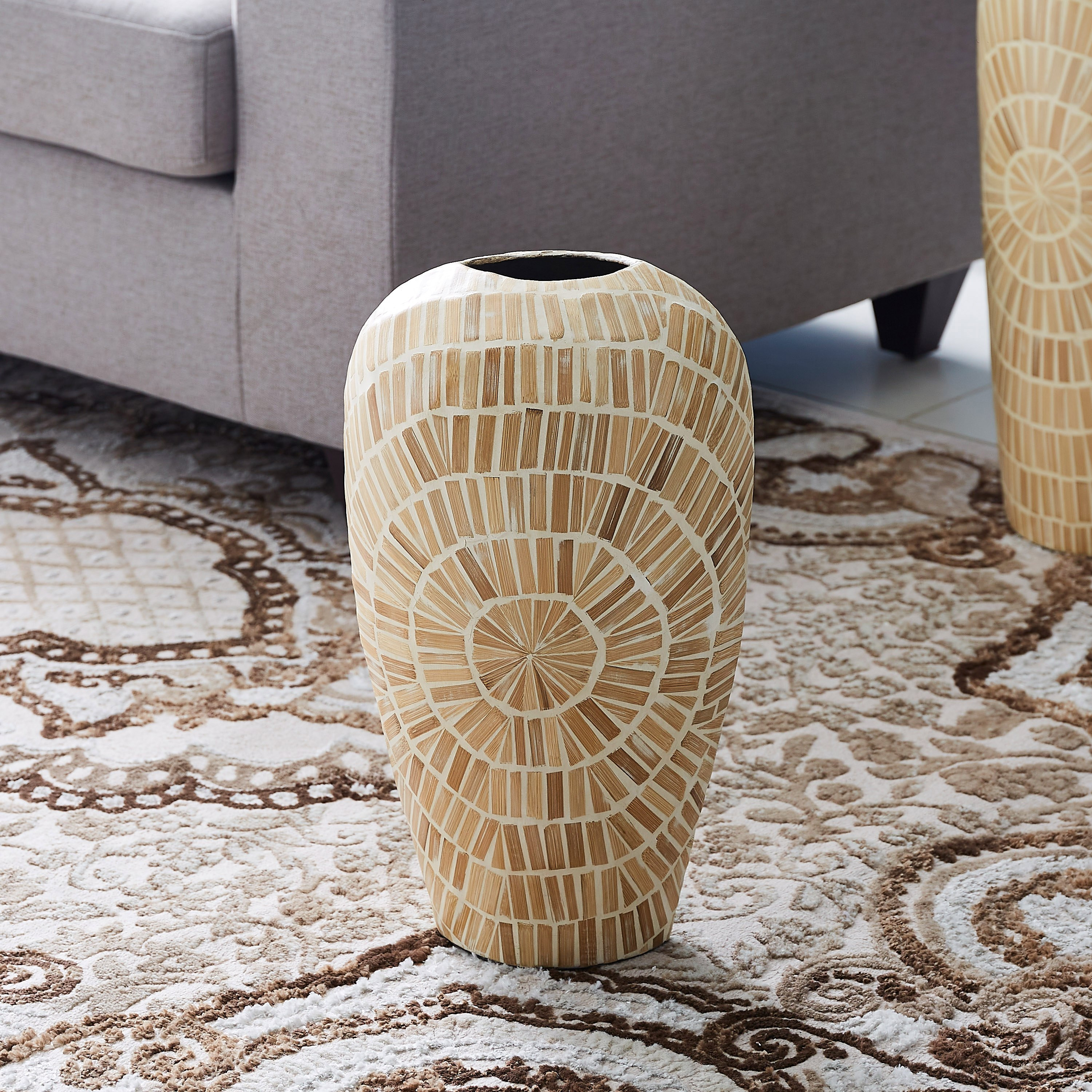 مزهرية بيضاوية خيزران  كابيز من إزرا - 30x28x44 سم-hbxbedroom-decorandaccessories-vases-image-1
