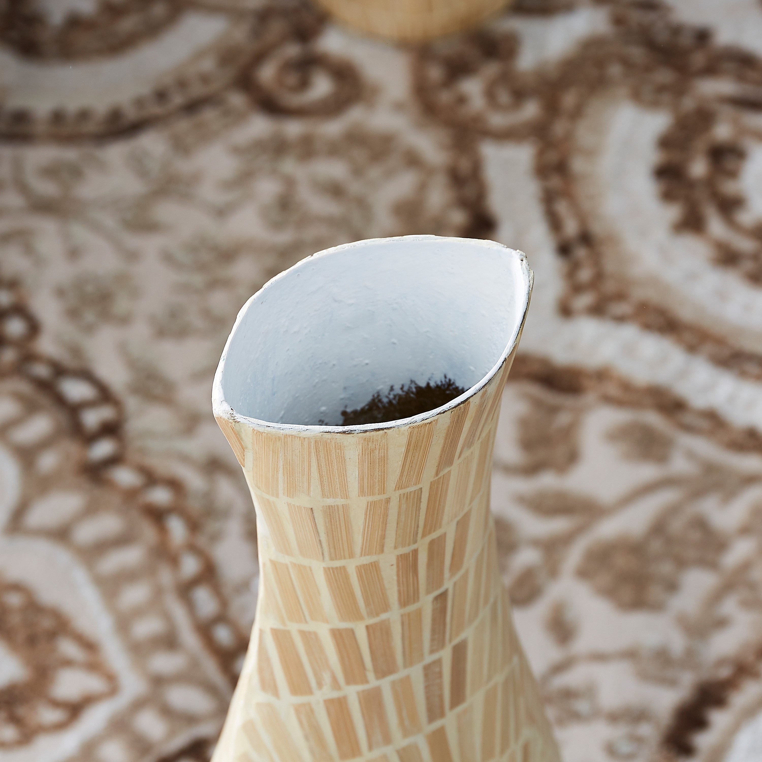 مزهرية زجاجية من الخيزران من عزرا كابيز - 17x25x71 سم-hbxbedroom-decorandaccessories-vases-image-2