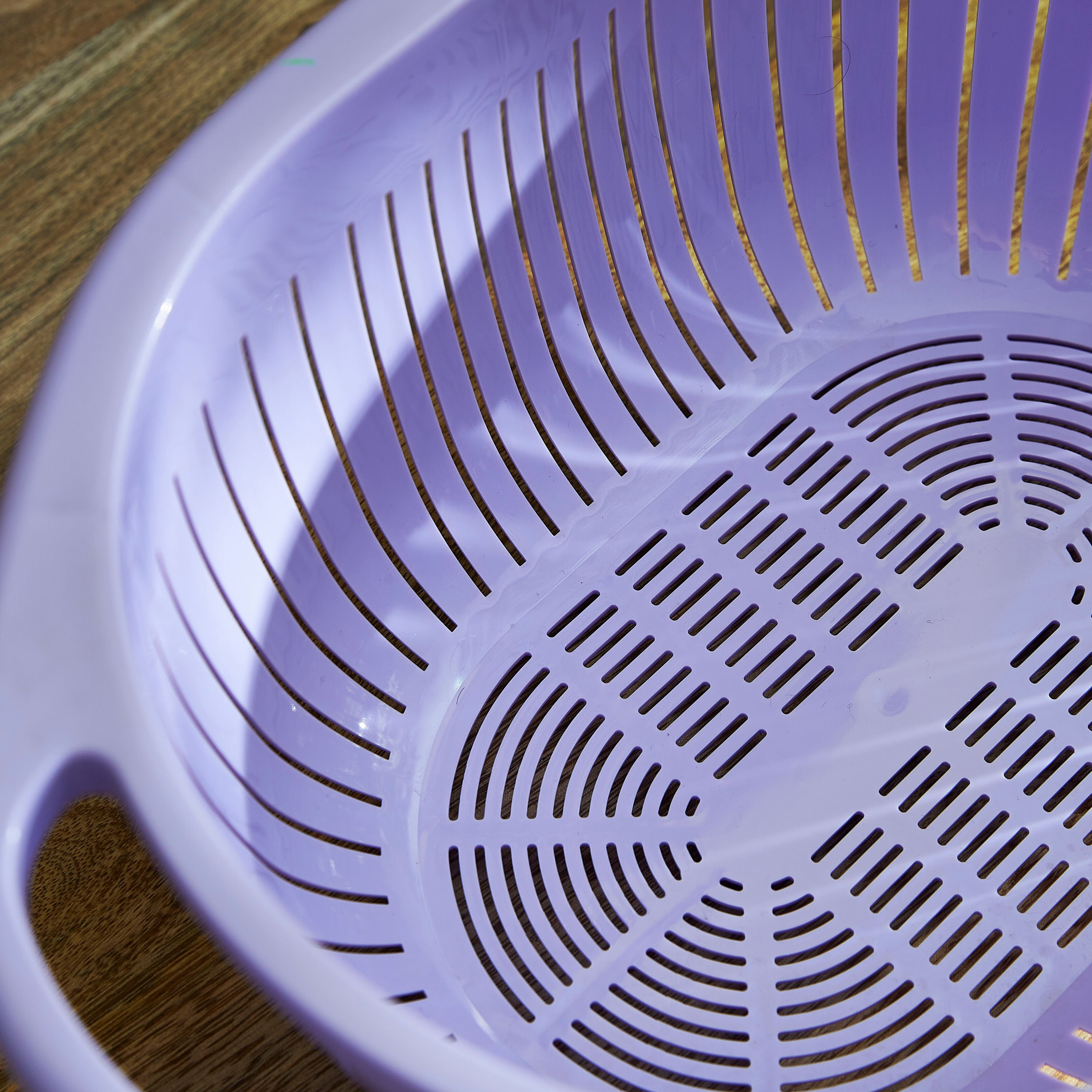مصفاة ببيضاوية من جراسيا-hbxhomeware-hbxkitchen-image-2