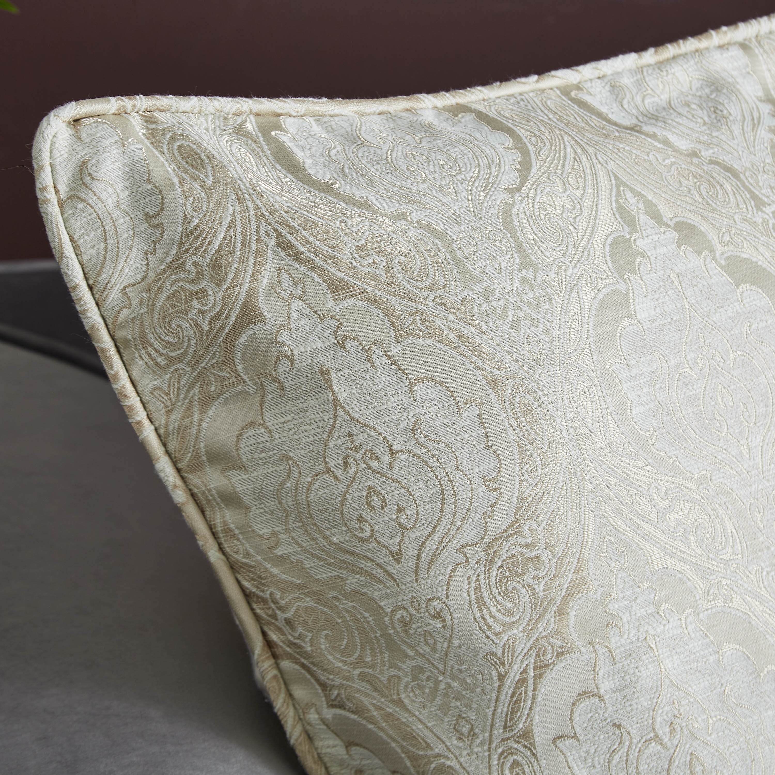 غطاء وسادة جاكار داماسك من ريجنسي - 65x65 سم-PROMO_HB_AE_B1G1_250925-image-2