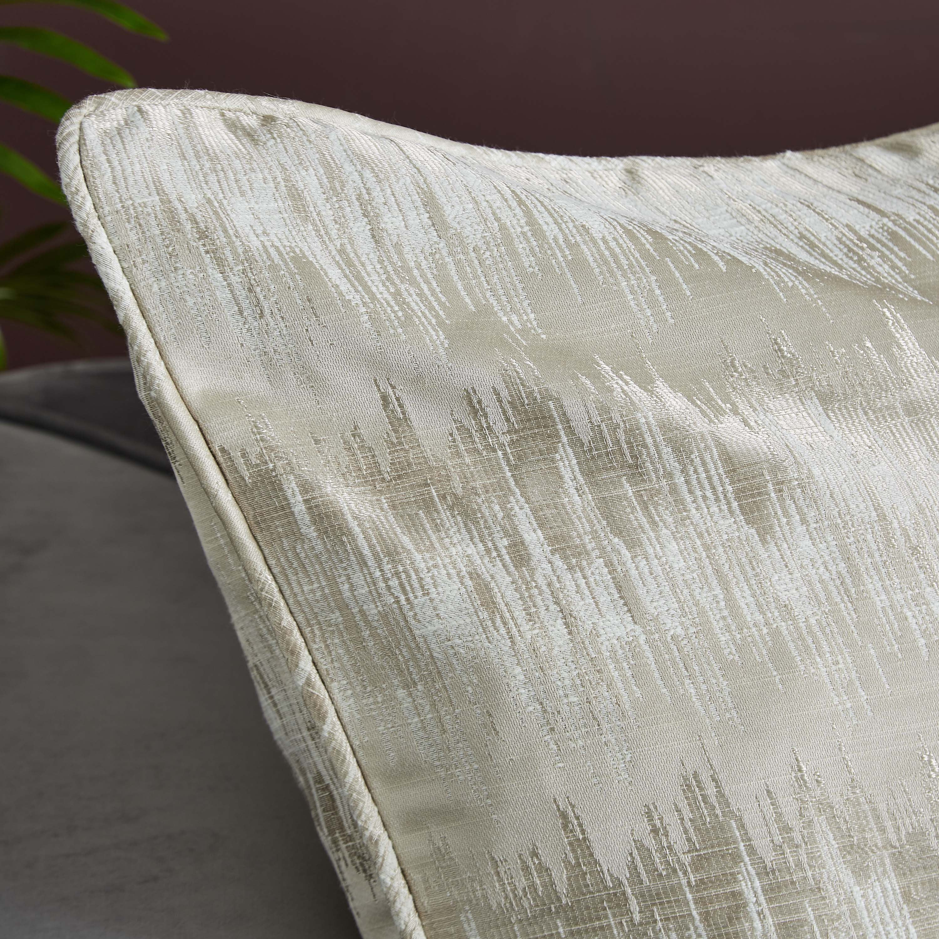 غطاء وسادة جاكار بارز الملمس من ريجنسي - 65x65 سم-PROMO_HB_AE_B1G1_250925-image-2