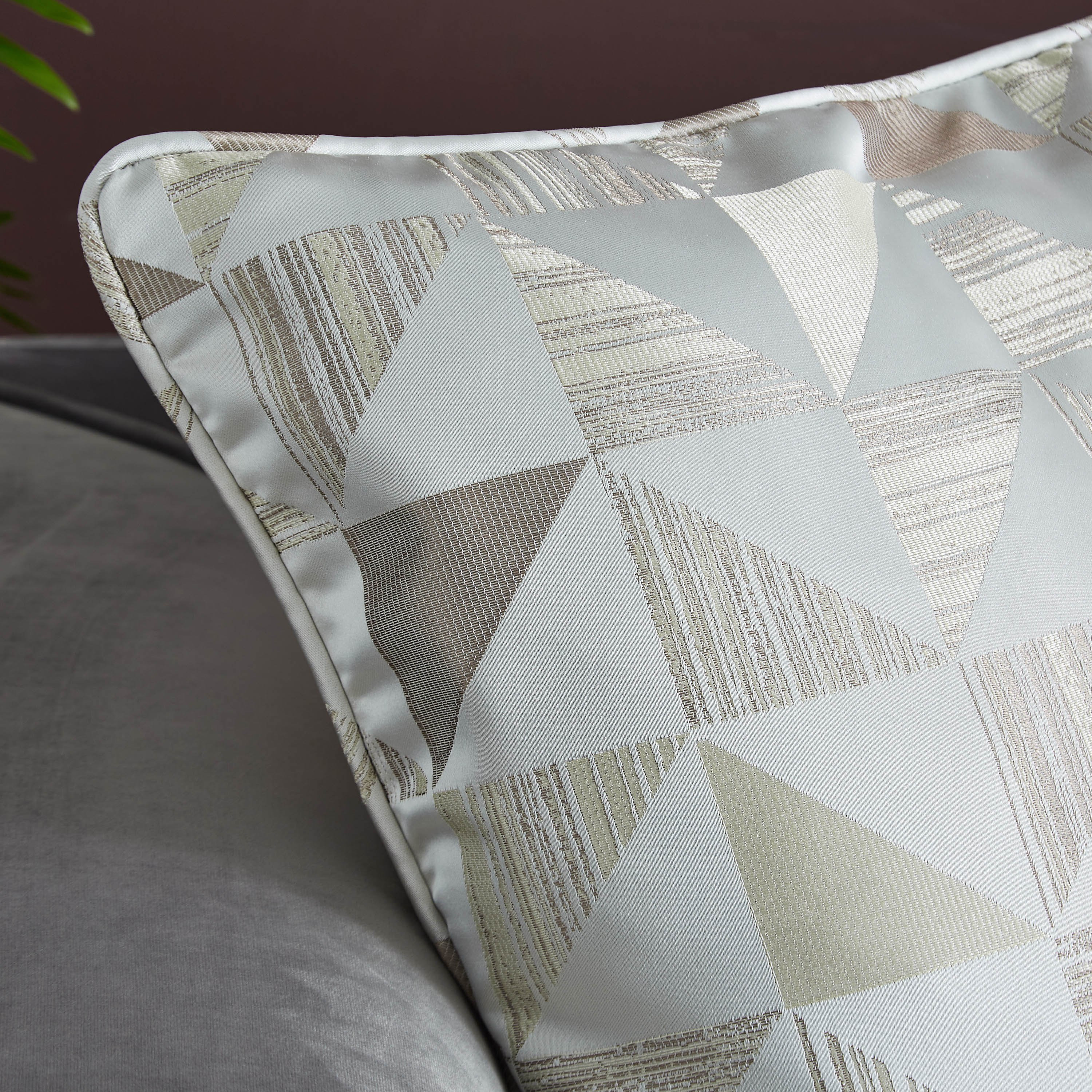 Jaxon Trio Jacquard Cushion Cover - 65x65 cm-PROMO_HB_AE_B1G1_250925-image-2