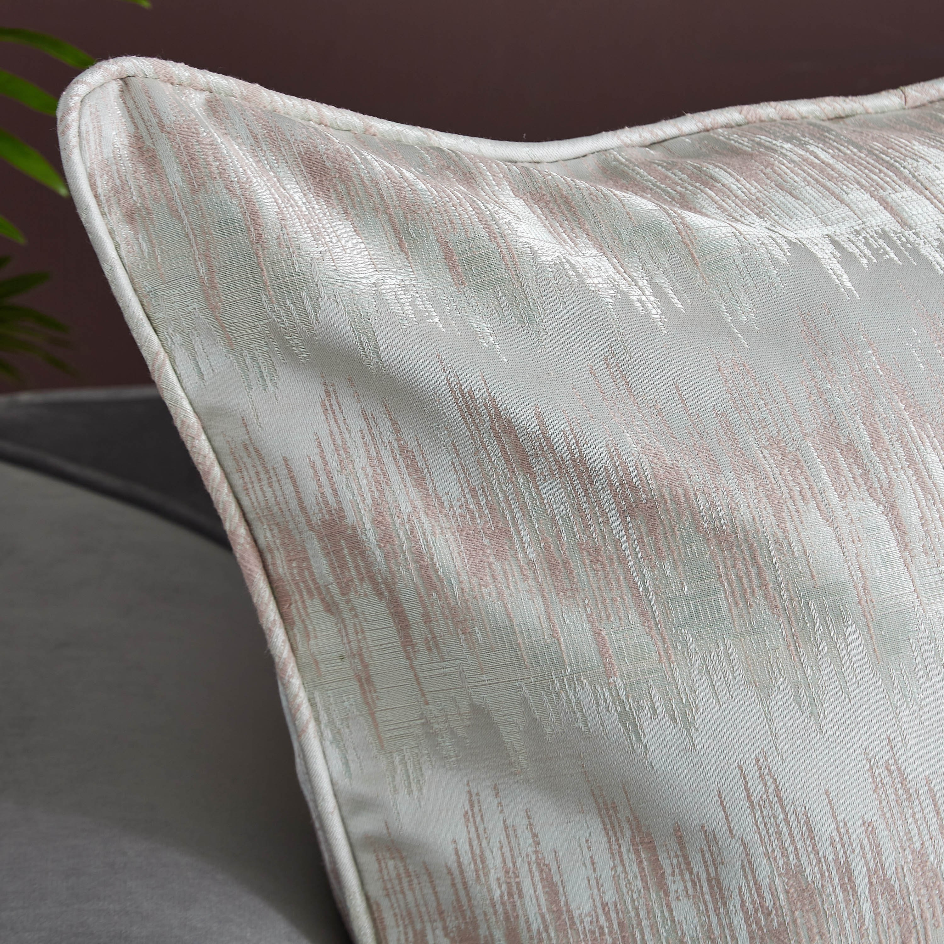 غطاء وسادة جاكار بارز الملمس من ريجنسي - 65x65 سم-PROMO_HB_AE_B1G1_250925-image-2