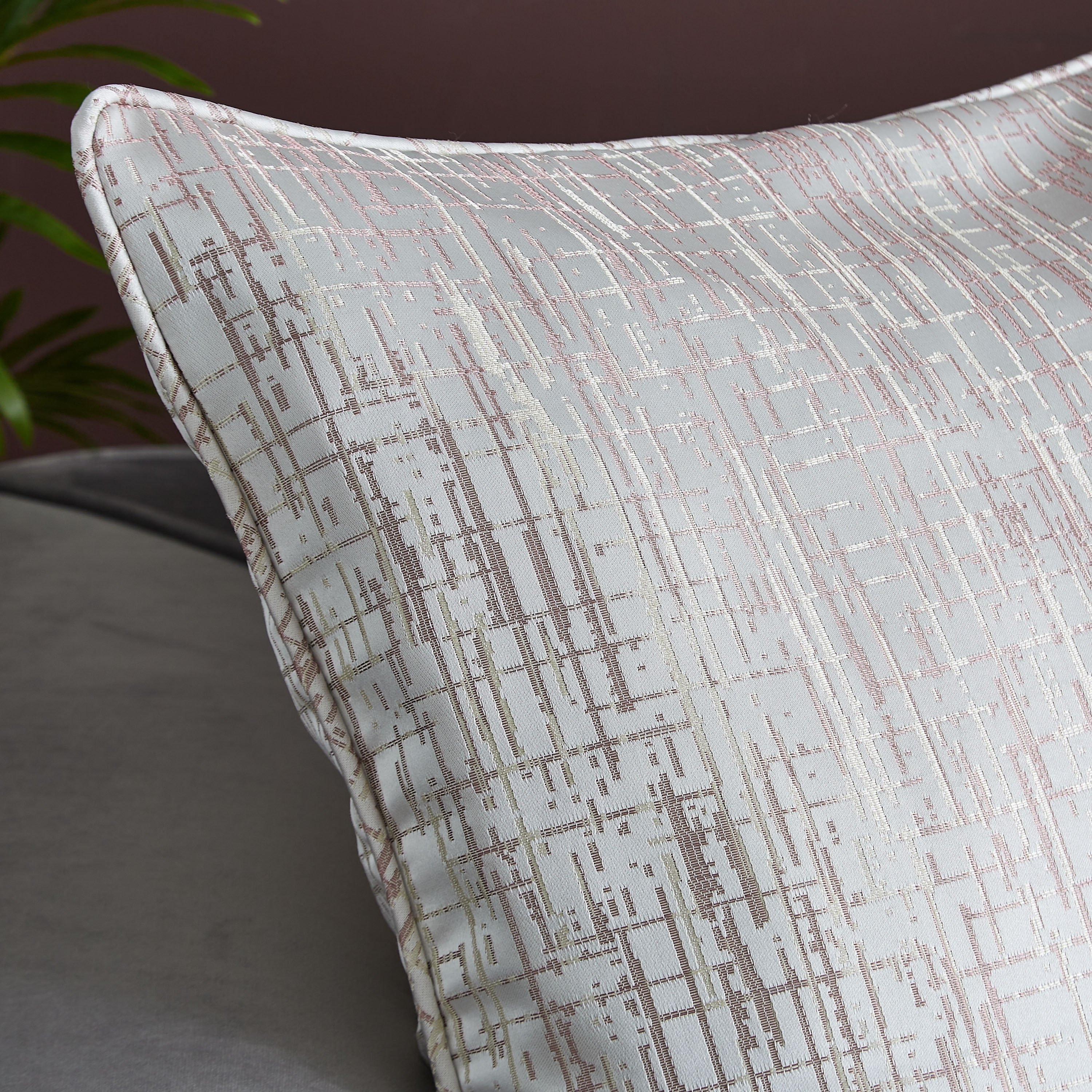 غطاء وسادة جاكار بارز الملمس من جاكسون - 65x65 سم-hbxhomeware-cushionsandcovers-cushioncovers-image-3