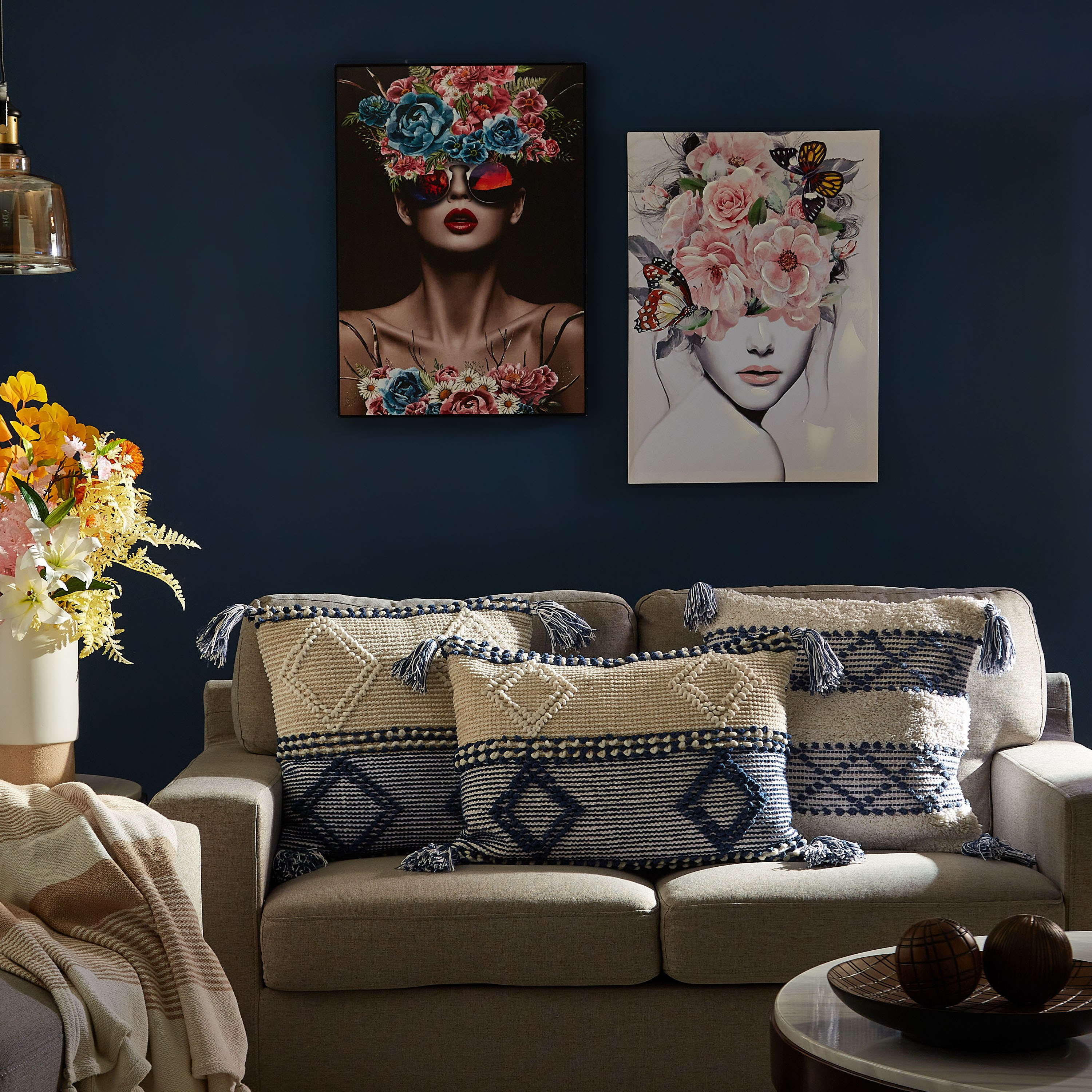 وسادة محشوة مصنوعة يدويًا من ساراي كاوي - 50x50 سم-hbxlivingroom-furnishings-cushionsandcovers-filledcushions-image-4