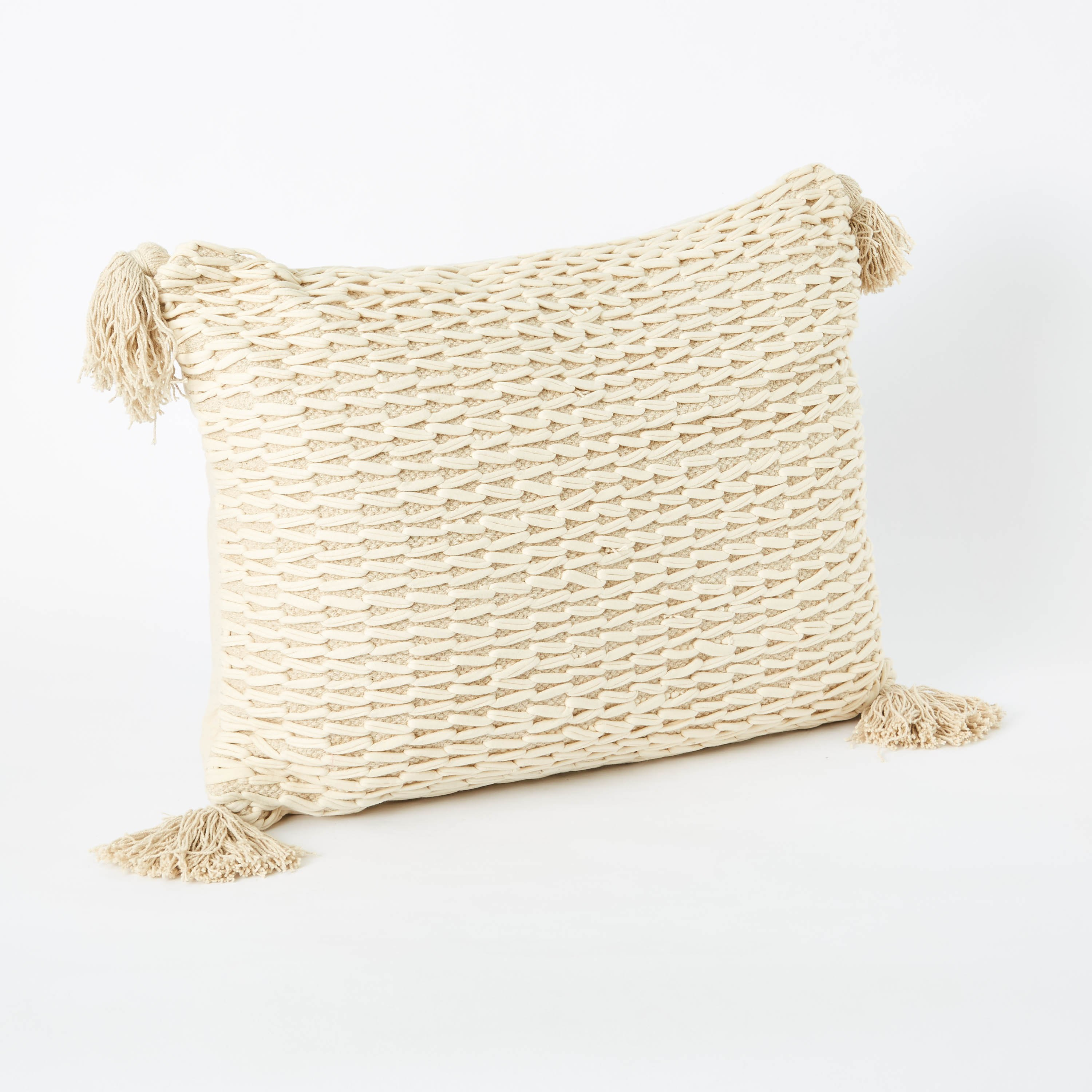 وسادة محشوة مصنوعة يدويًا من ساراي بالهيري - 40x60 سم-hbxlivingroom-furnishings-cushionsandcovers-filledcushions-image-8