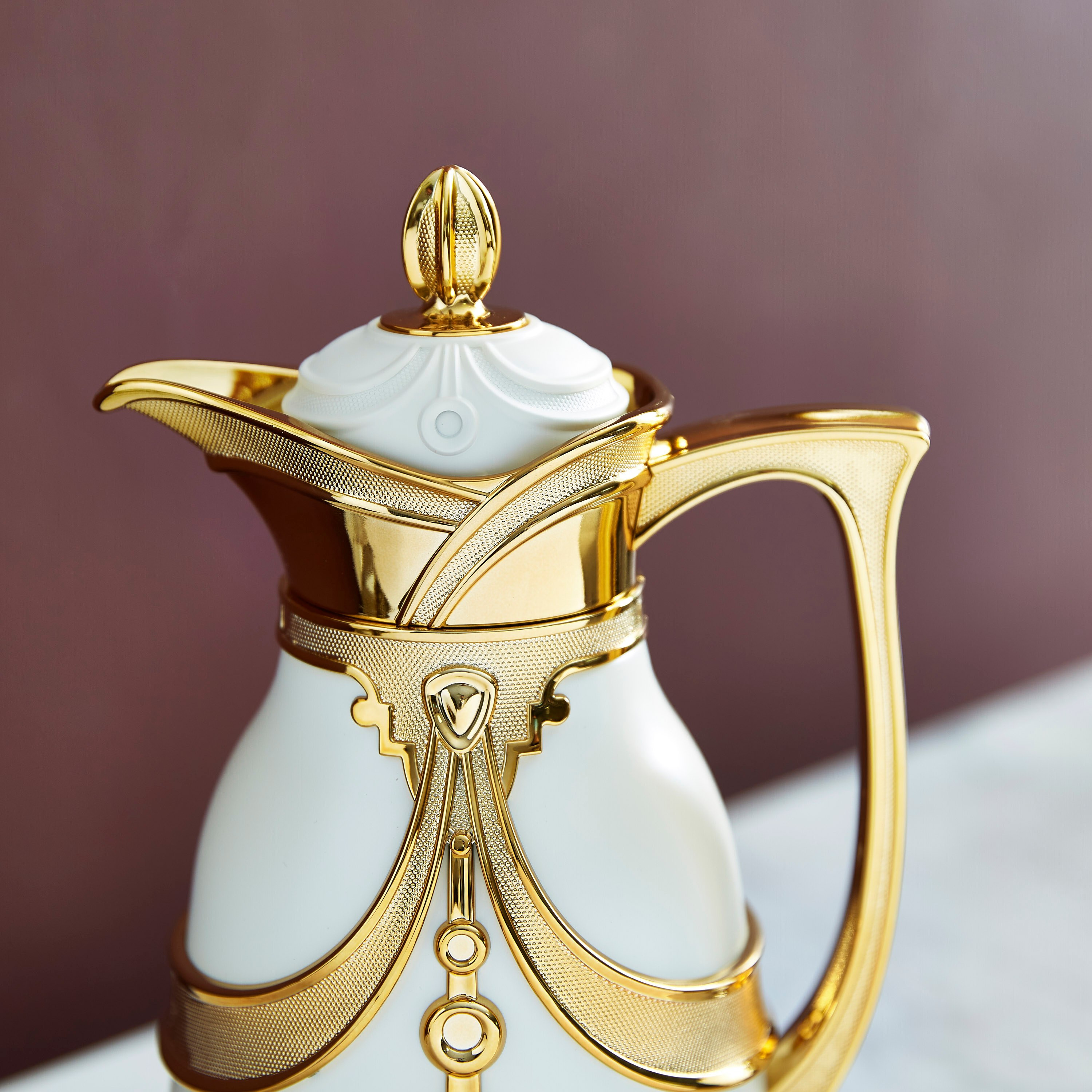 Feast Arabic Dallah Flask - 700 ml-hbxhomeware-hbxkitchen-image-2