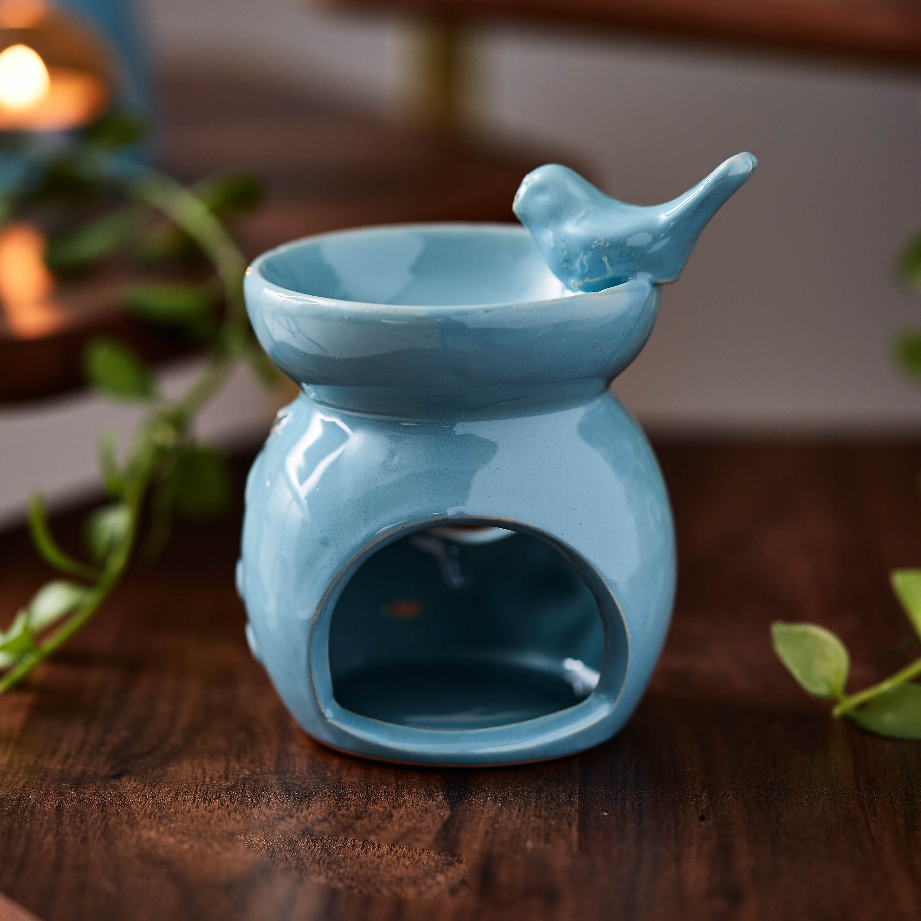 مبخرة زيت مزيّنة من كالي-hbxbedroom-homefragrance-oilburners-image-1