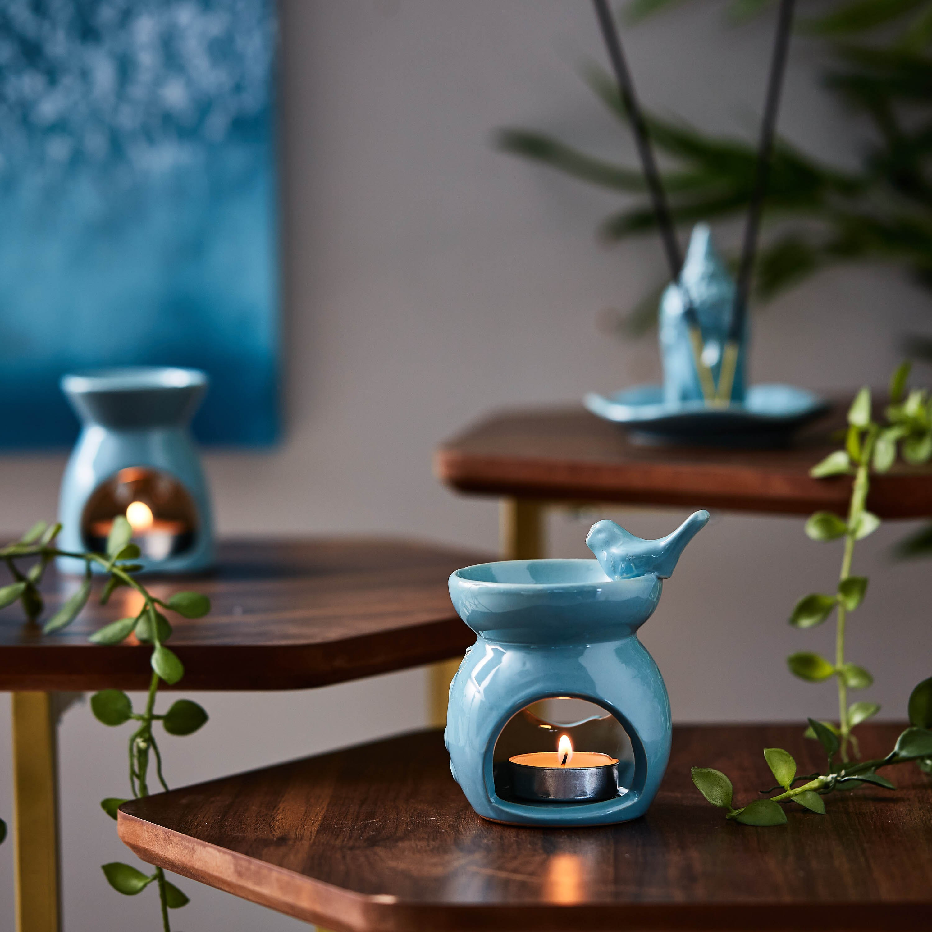 مبخرة زيت مزيّنة من كالي-hbxbedroom-homefragrance-oilburners-image-4