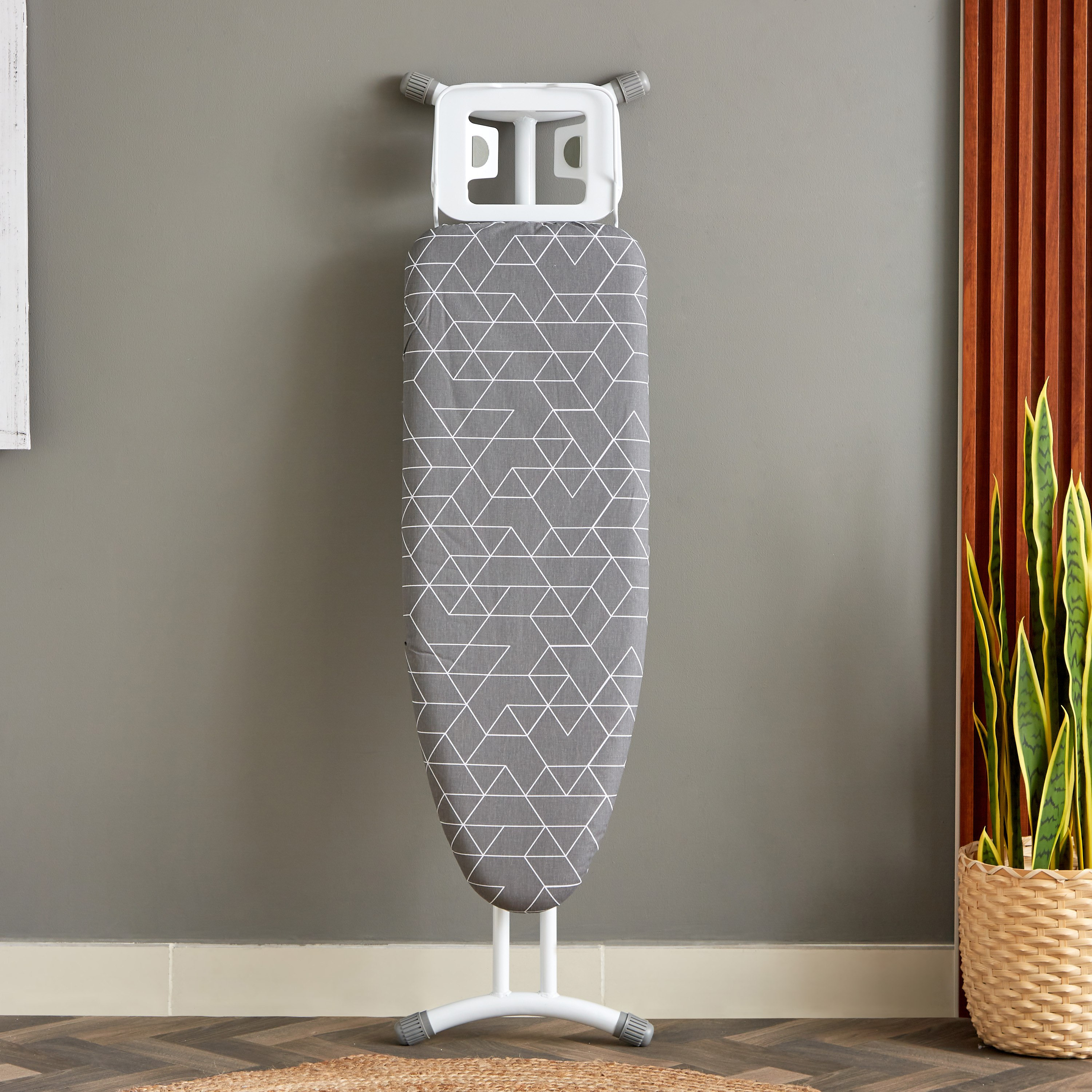 طاولة كي قابلة للطي من لوك اند لوك - 33x80x91 سم-hbxbedroom-bedroomaccessories-bedroomstorage-image-5