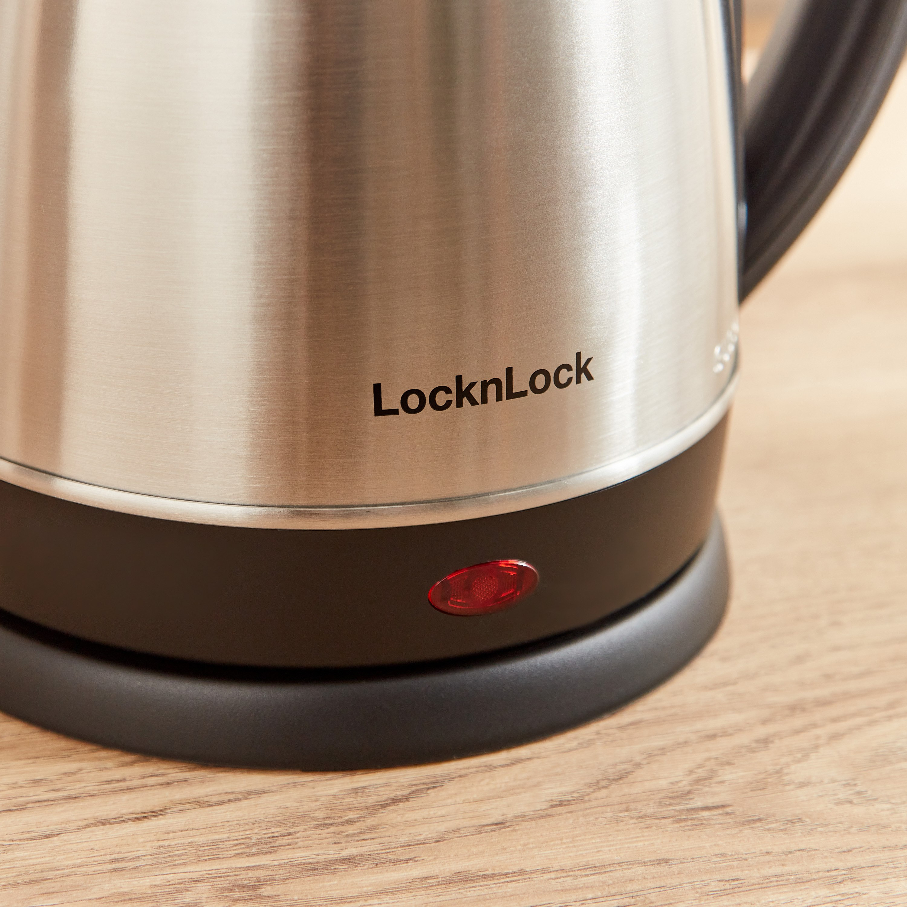غلاية كهربائية من لوك آند لوك - 1.8 لتر-hbxhomeware-hbxkitchen-image-5