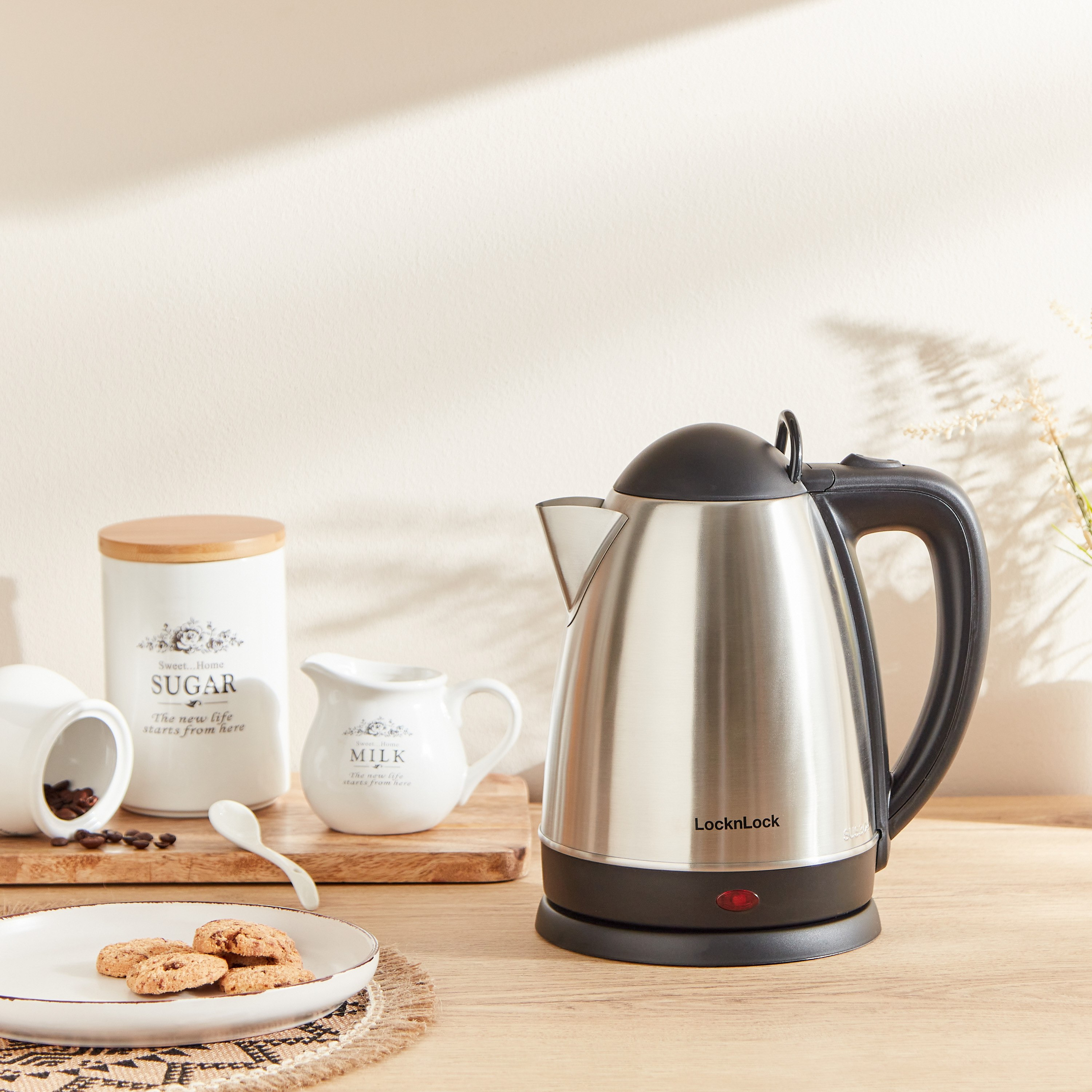 غلاية كهربائية من لوك آند لوك - 1.8 لتر-hbxhomeware-hbxkitchen-image-7