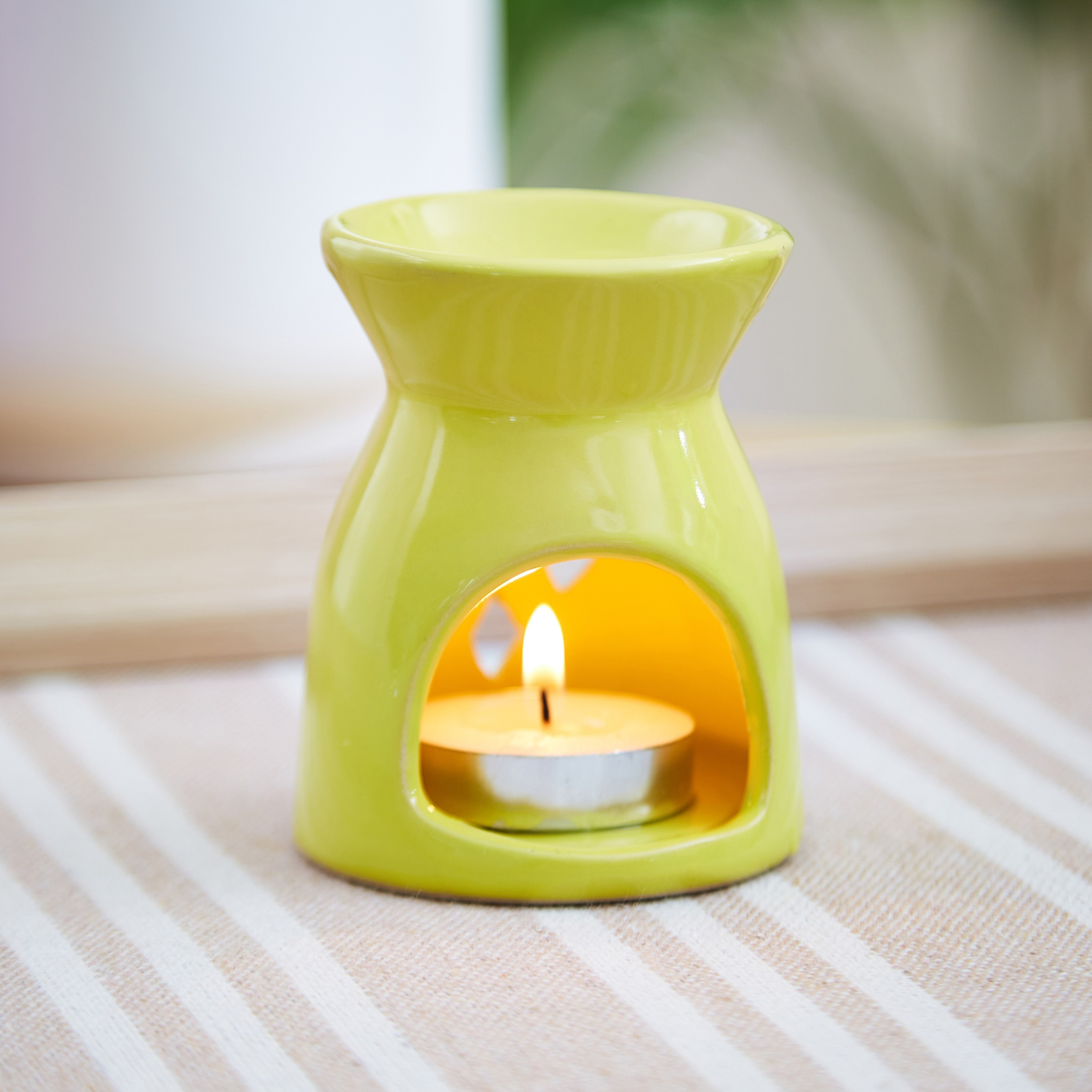 مبخرة زيت صغيرة من كالي - 7x5x7.5 سم-hbxbedroom-homefragrance-oilburners-image-1