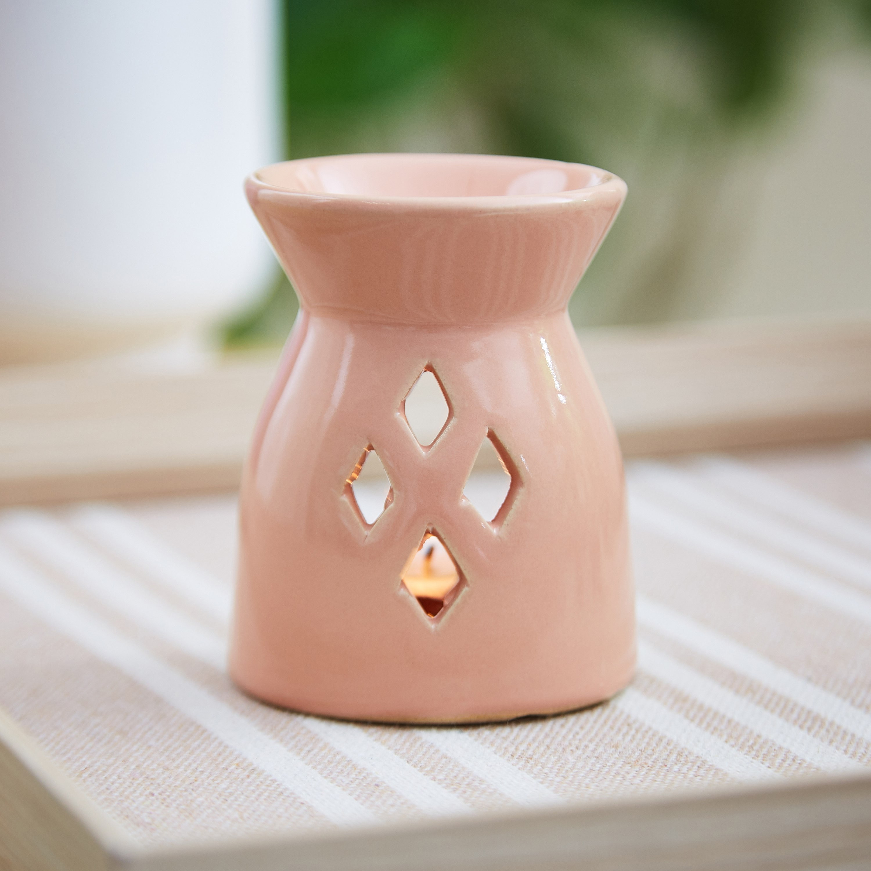 مبخرة زيت صغيرة من كالي - 7x5x7.5 سم-hbxbedroom-homefragrance-oilburners-image-2