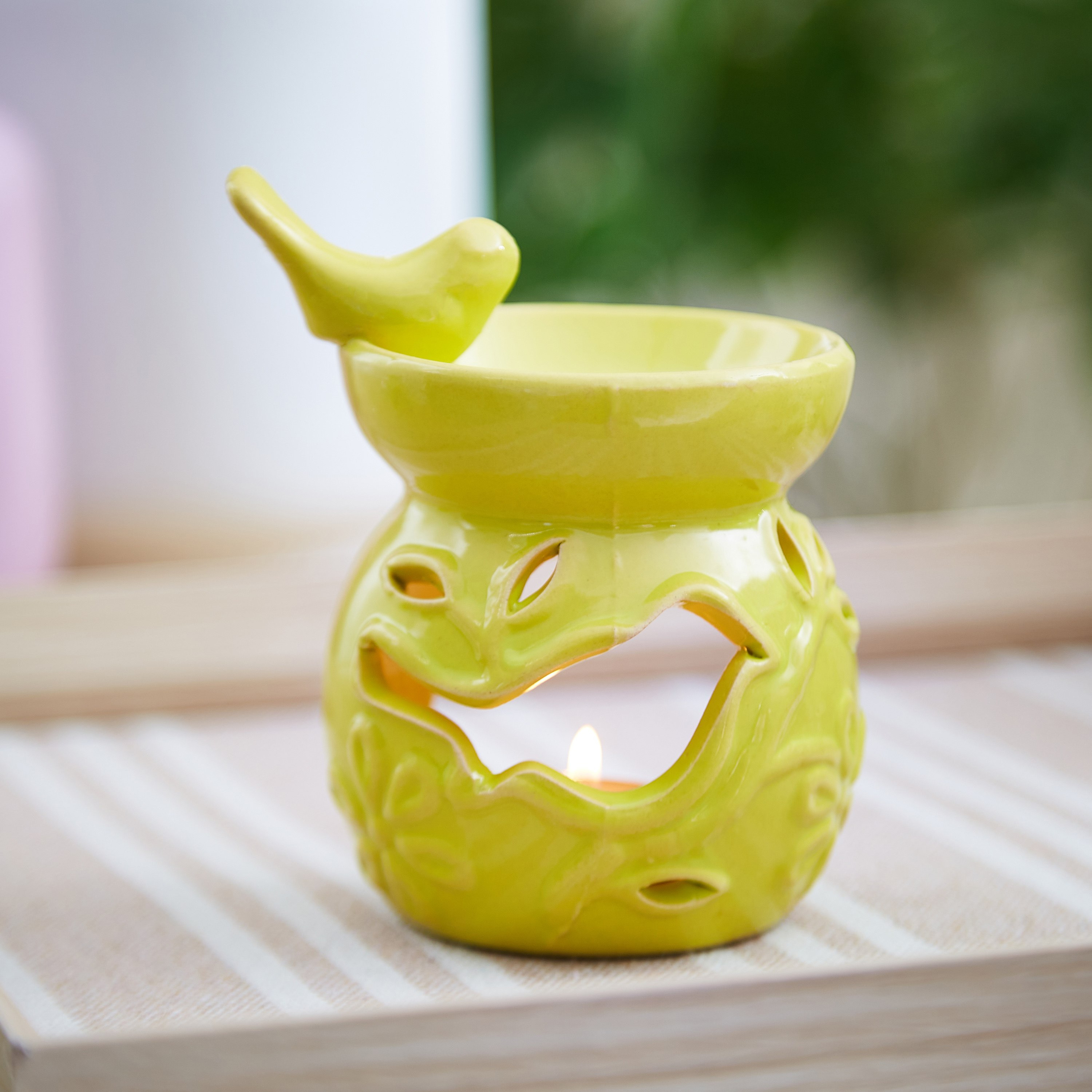 Callie Bird Oil Burner - 8x7.5x11 cm-hbxbedroom-homefragrance-oilburners-image-2