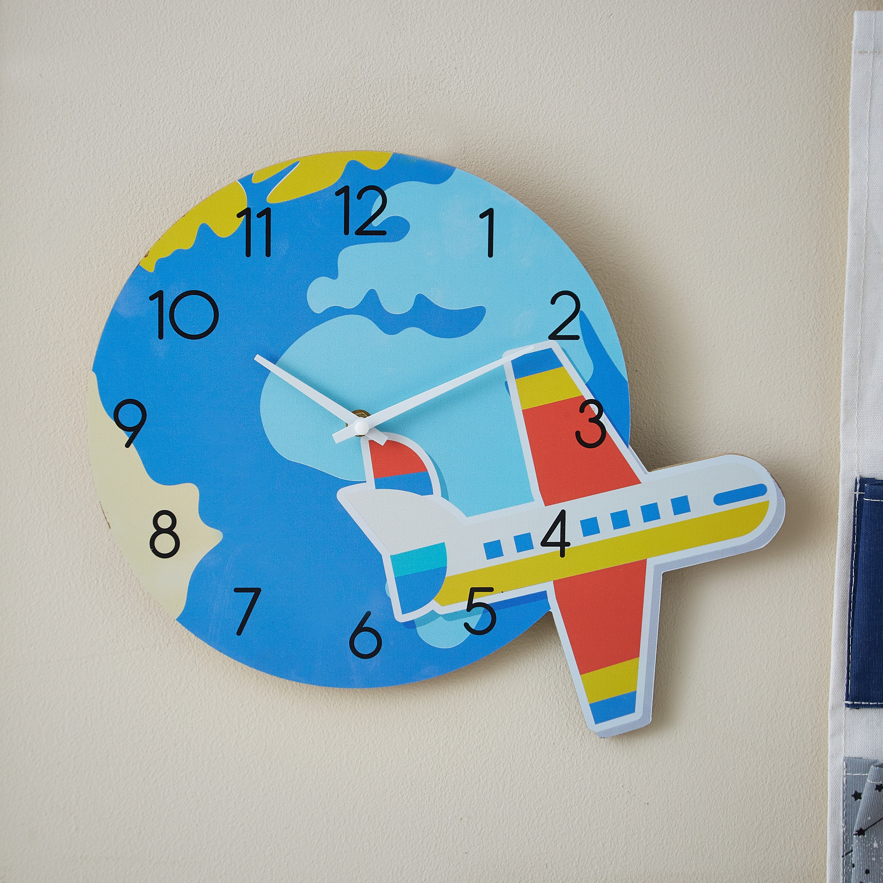 Globe Shaped Wall Clock-hbxhomeware-hbxkidsandyouth-image-2