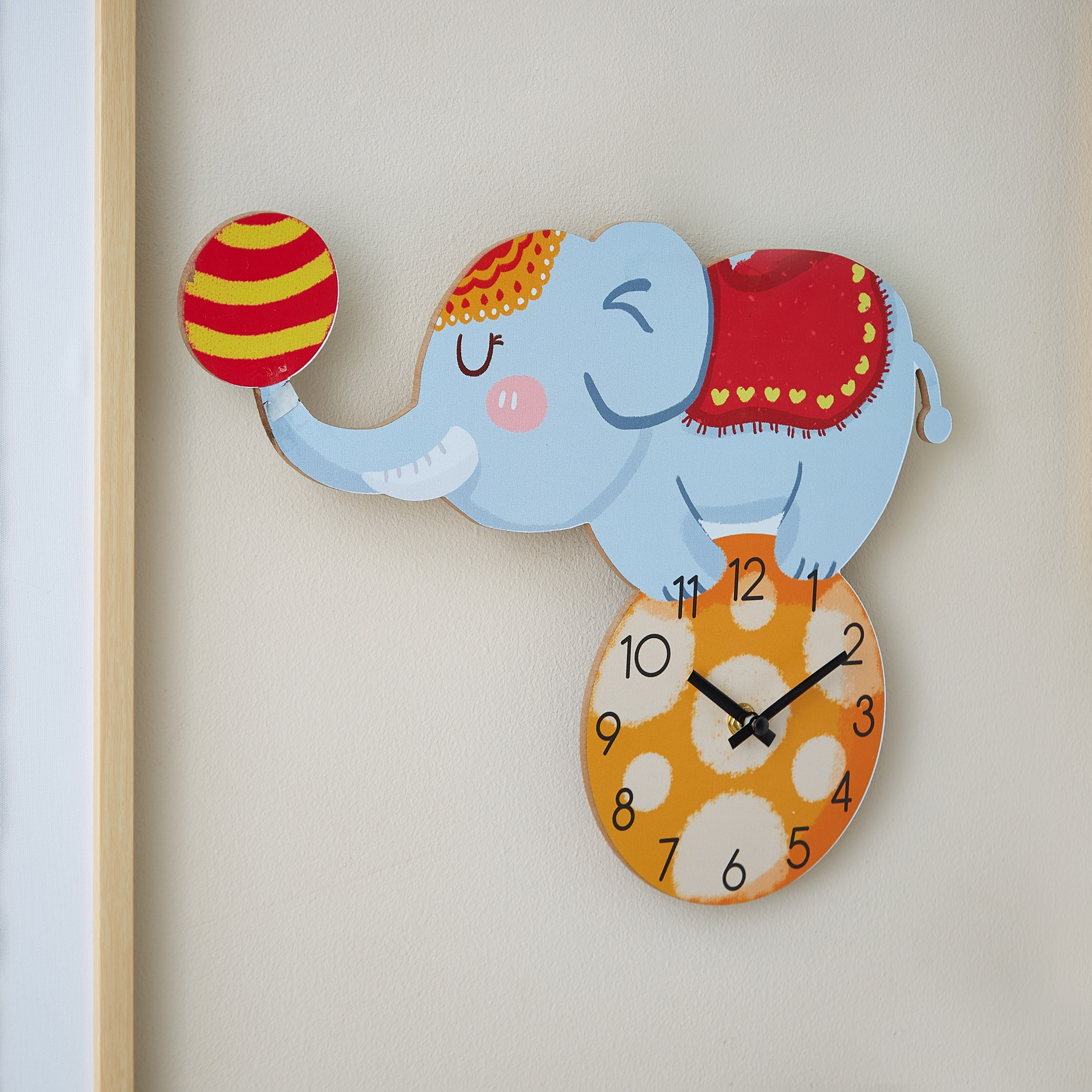 ساعة حائط إم دي أف على شكل سيرك من إيبوتش-hbxhomeware-hbxkidsandyouth-image-1