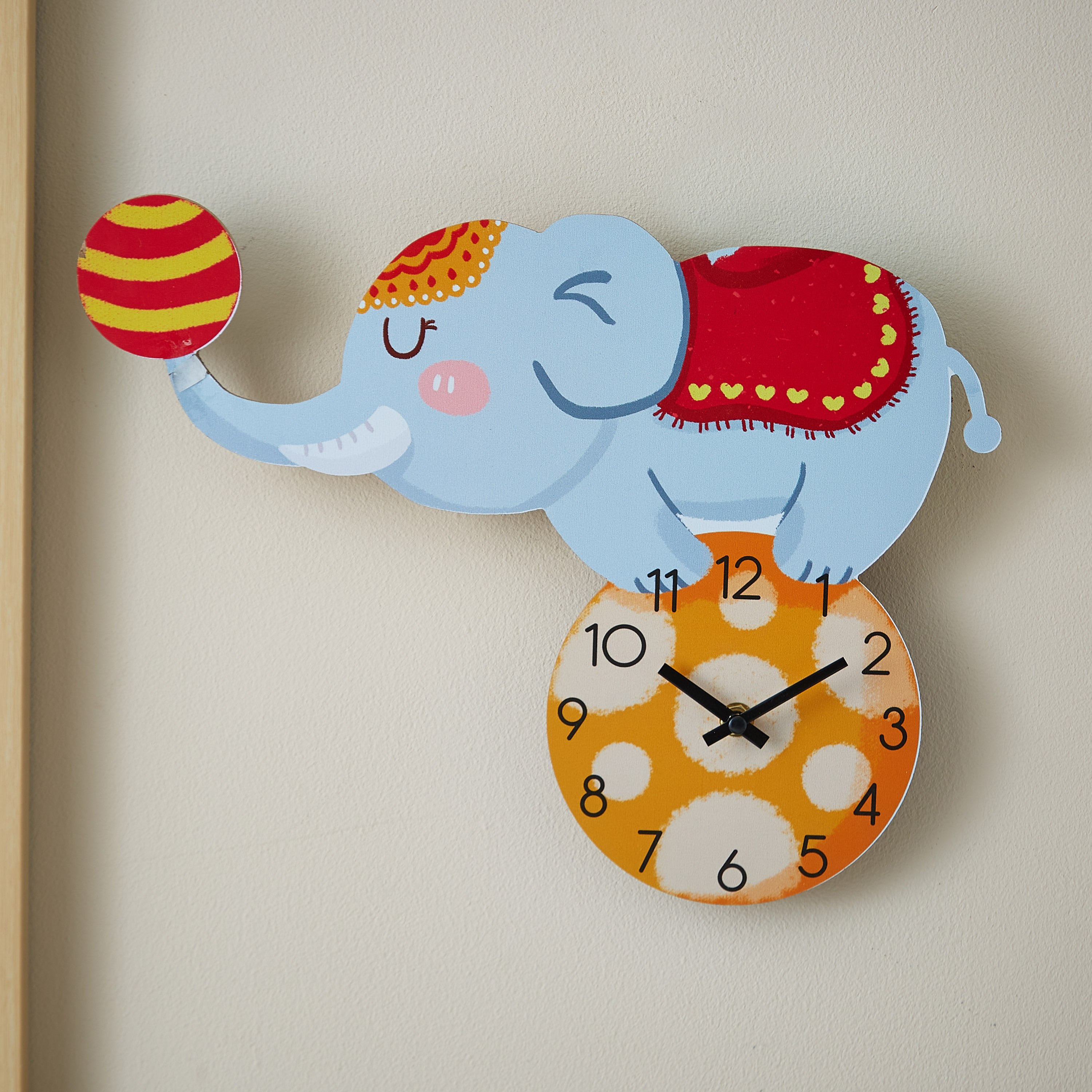 ساعة حائط إم دي أف على شكل سيرك من إيبوتش-hbxhomeware-hbxkidsandyouth-image-2