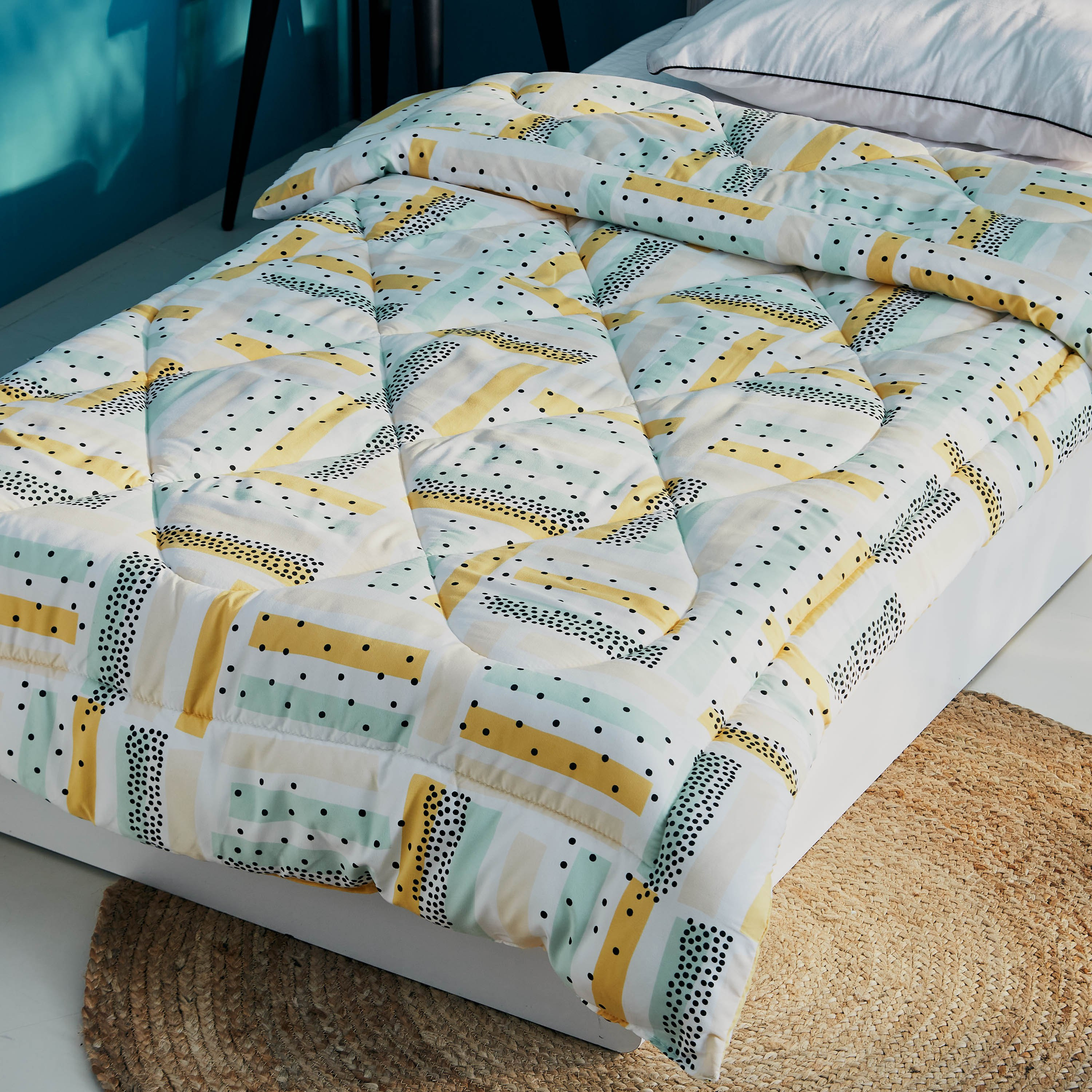 لحاف فردي بطبعات تيرازو من إنتاجليو - 135x220 سم-hbxhomeware-hbxkidsandyouth-image-2