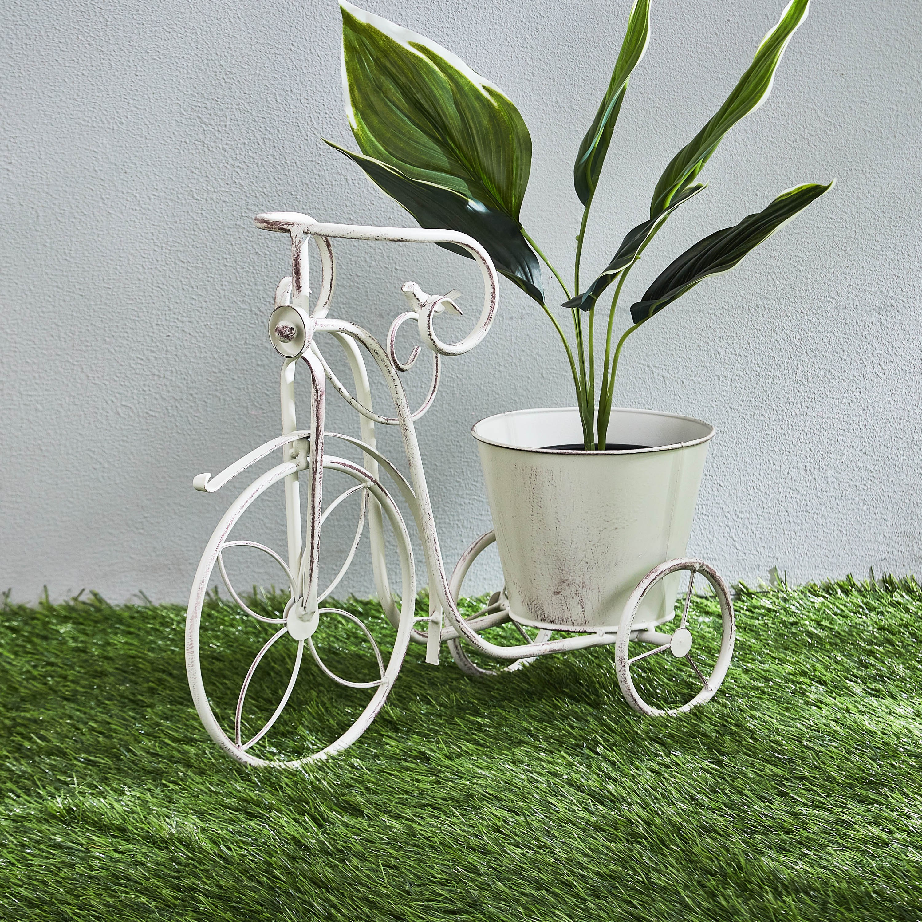 Vista Metal Tricycle Planter Holder - 45x18x34 cm-hbxhomeware-hbxdecorandfurnishings-image-2
