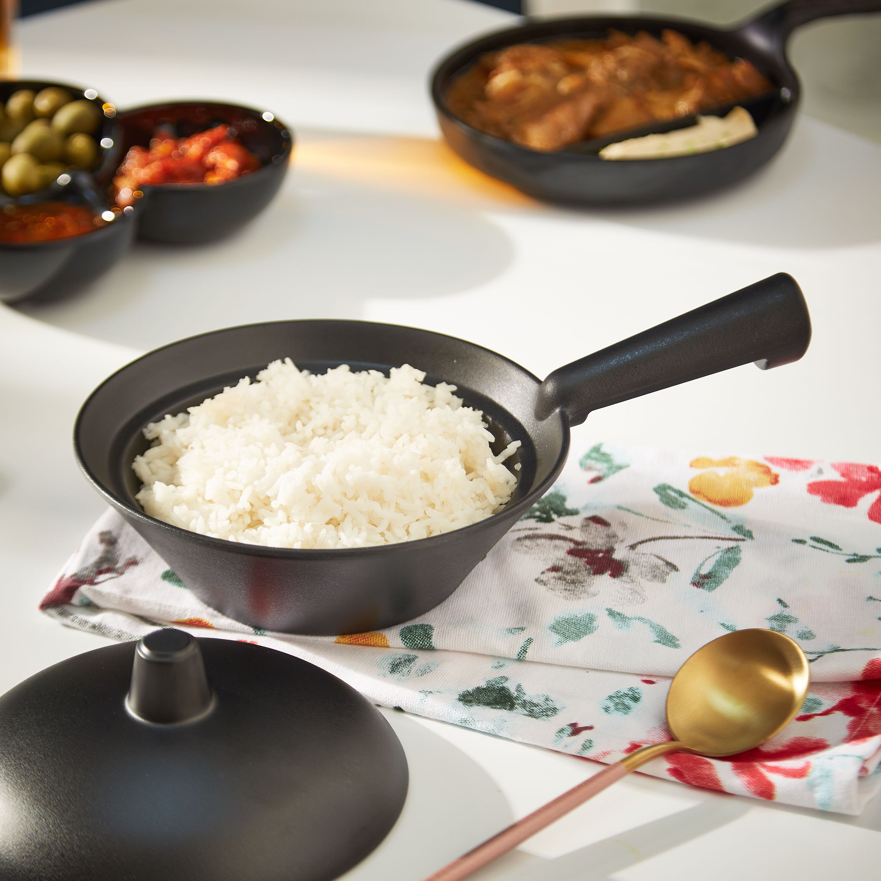 Classic Rice Pot with Lid - 26.5 cm-hbxhomeware-hbxkitchen-image-2