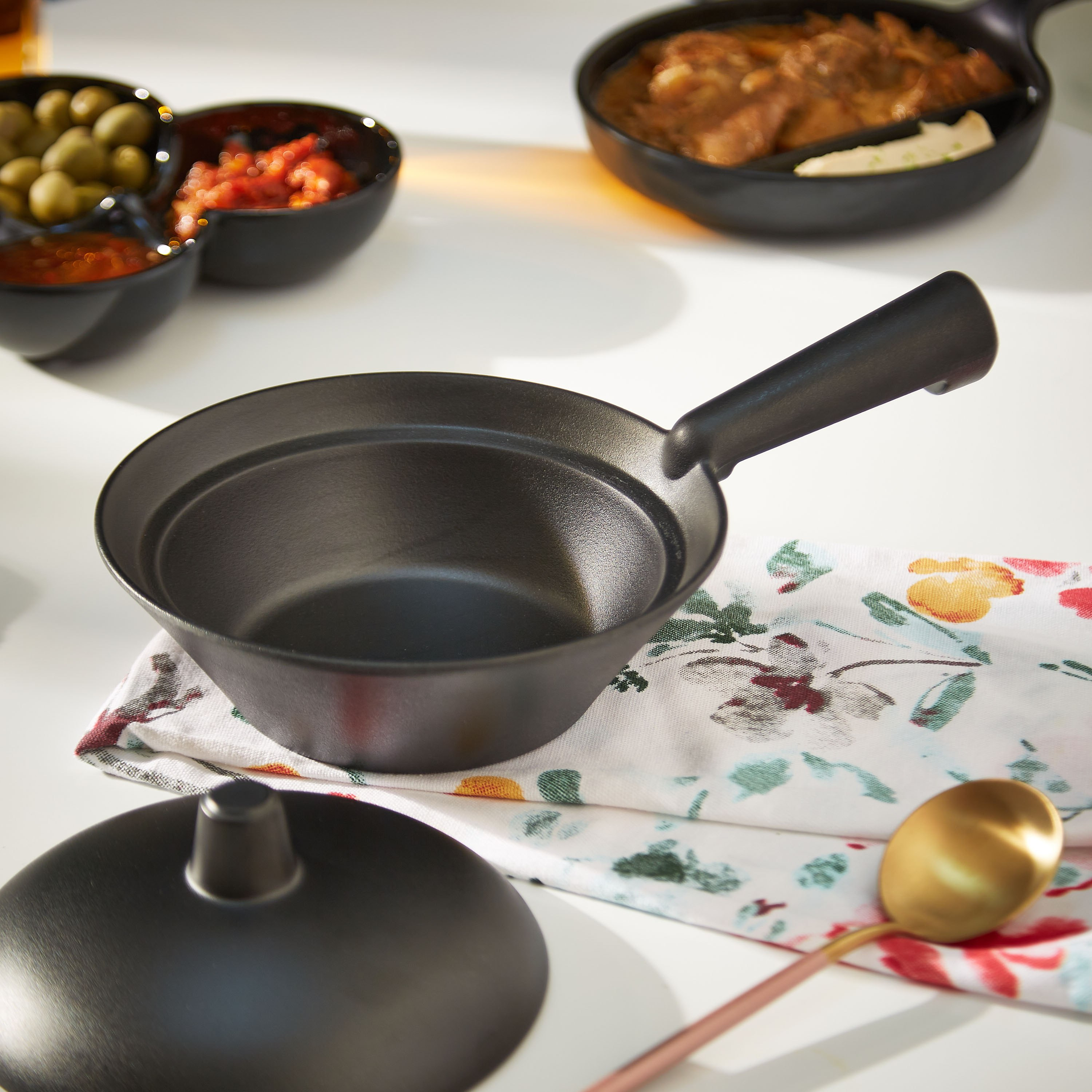 Classic Rice Pot with Lid - 26.5 cm-hbxhomeware-hbxkitchen-image-3