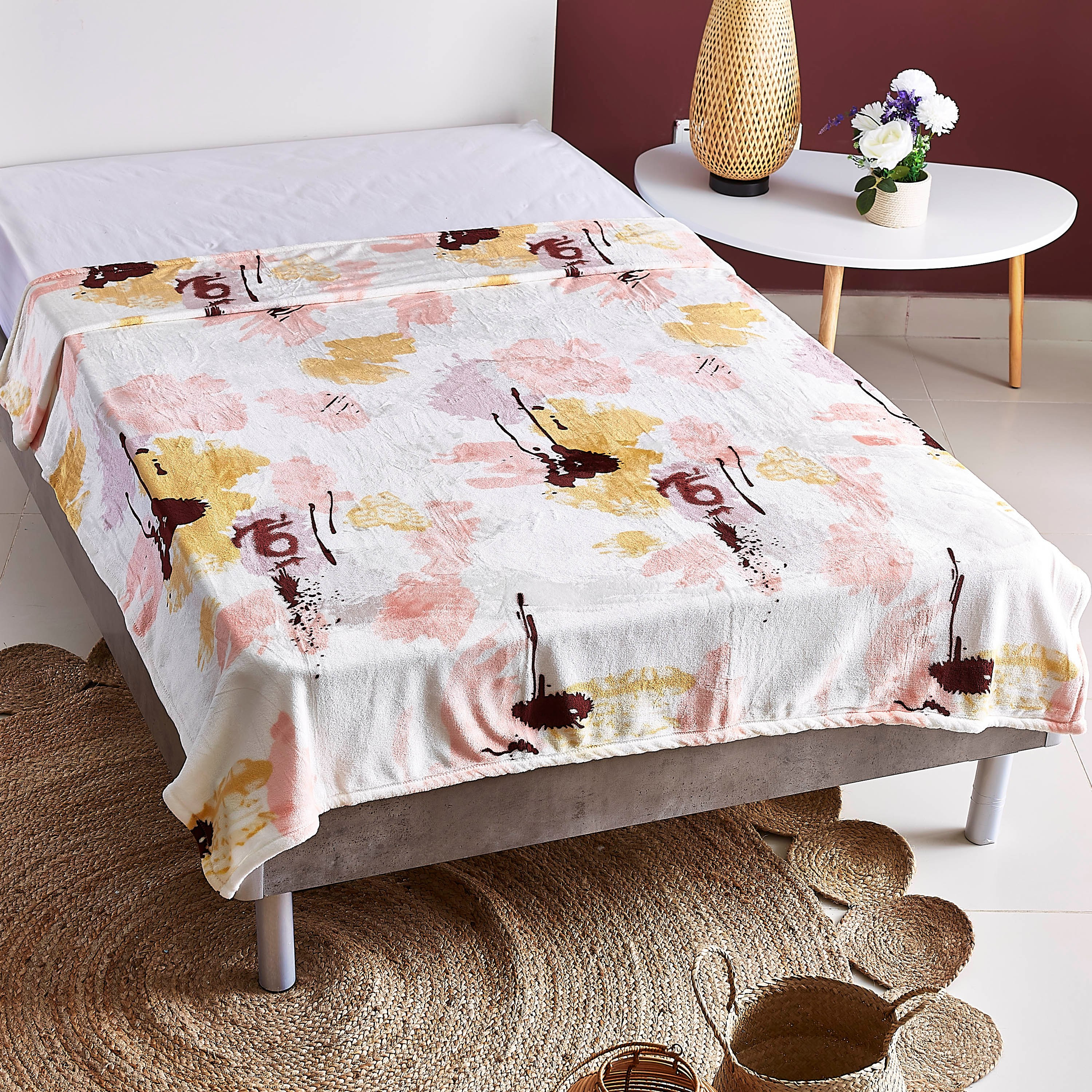 بطّانية توين فلانيل مايكروفايبر بطبعات من جويس - 150x200  سم-hbxhomeware-hbxbedroom-image-1
