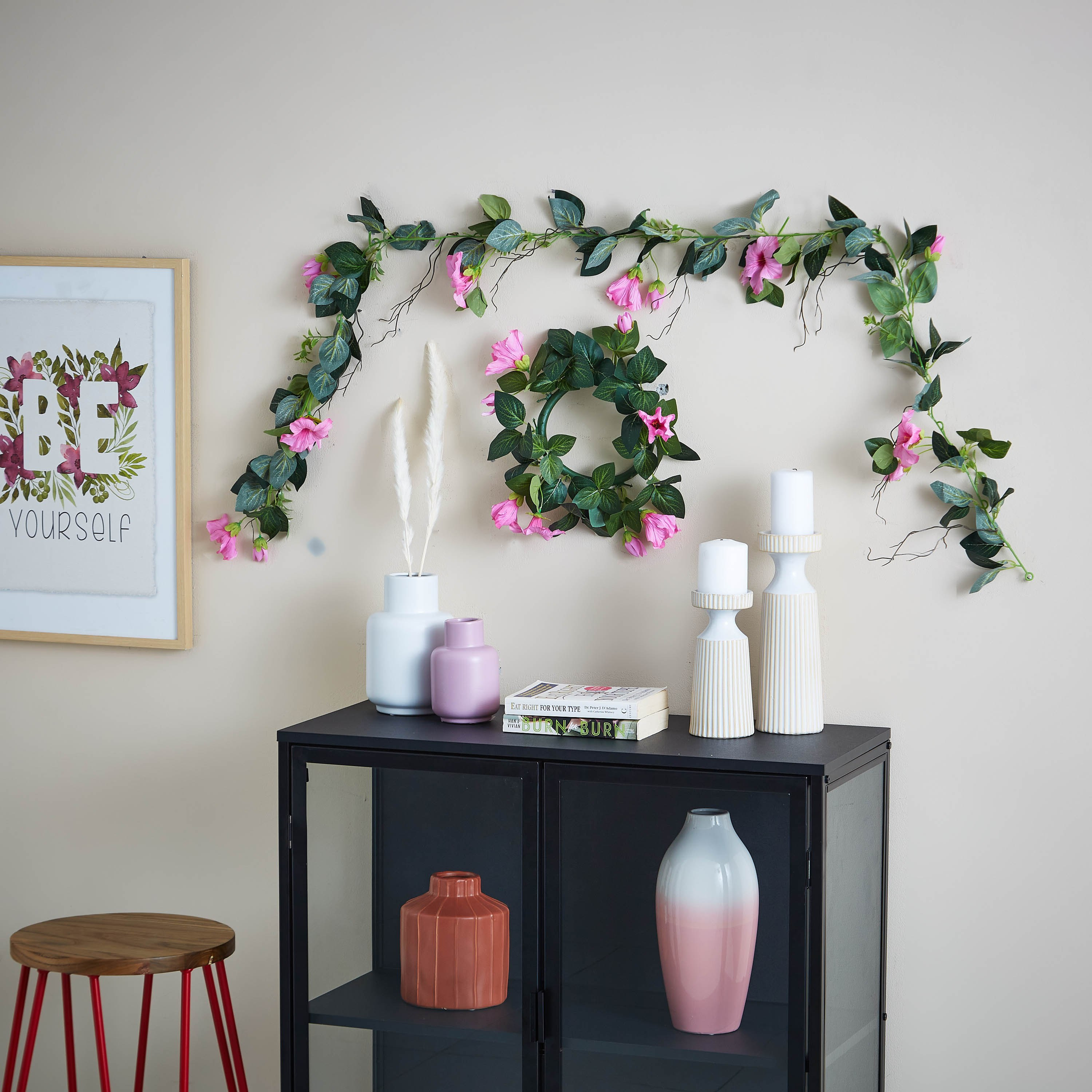 إكليل زهور من إيدينك - 33 سم-hbxdecorandfurnishings-homeaccessories-artificialflowersandplants-image-3