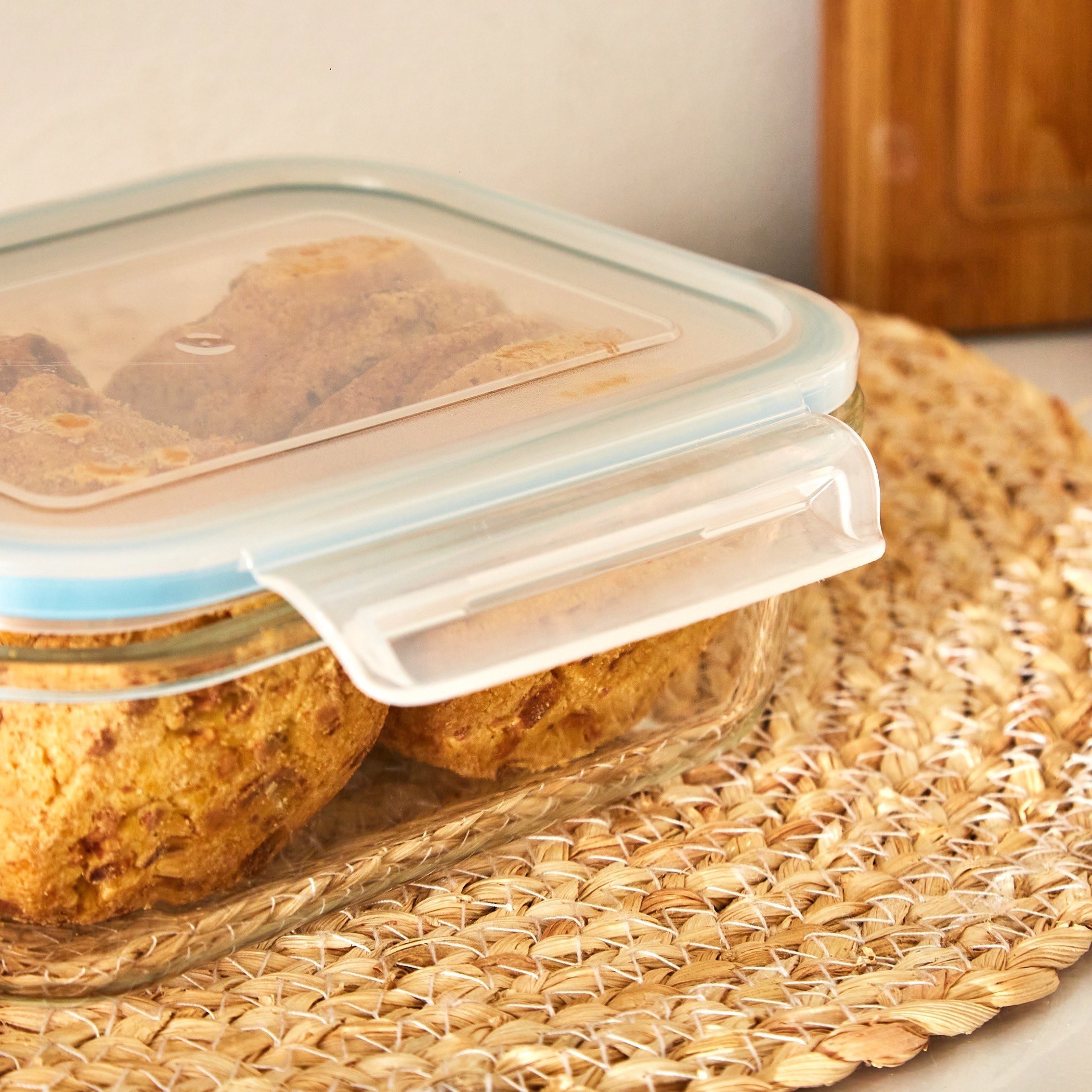 Imperial Rectangular Borosilicate Glass Storage Container - 650 ml-hbxhomeware-hbxkitchen-image-4