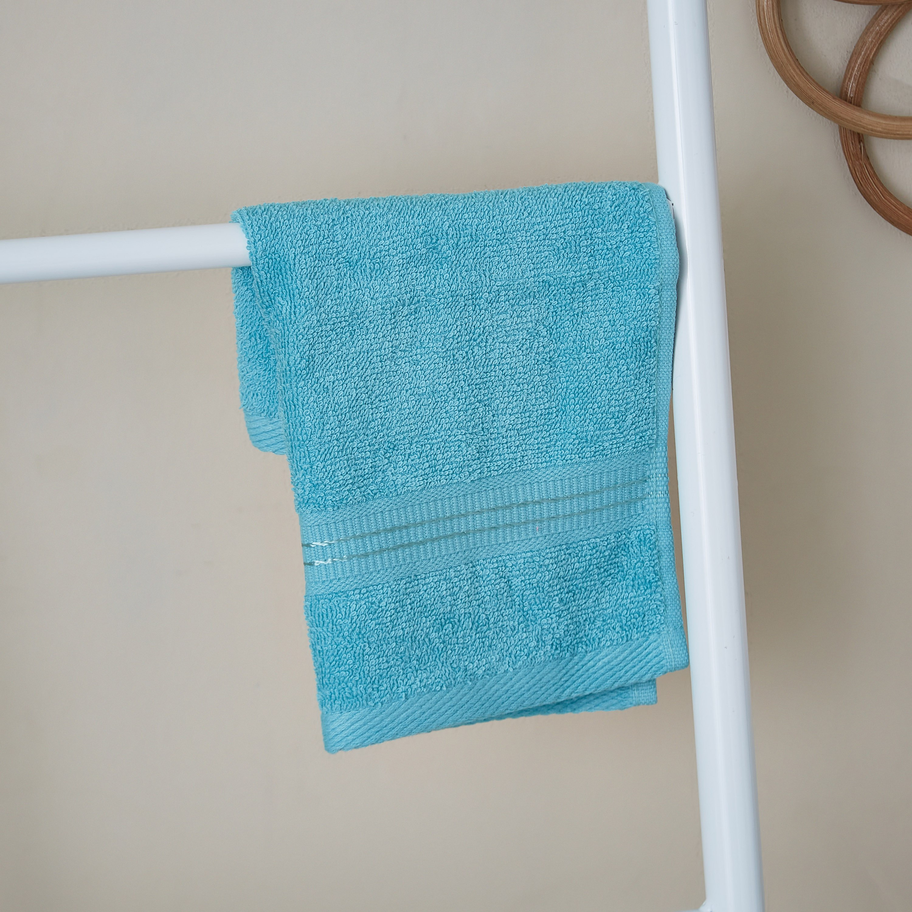 طقم مناشف وجه 4 قطع من إسينشيال - 30x30 سم-hbxbathroom-bathroomtextiles-image-2