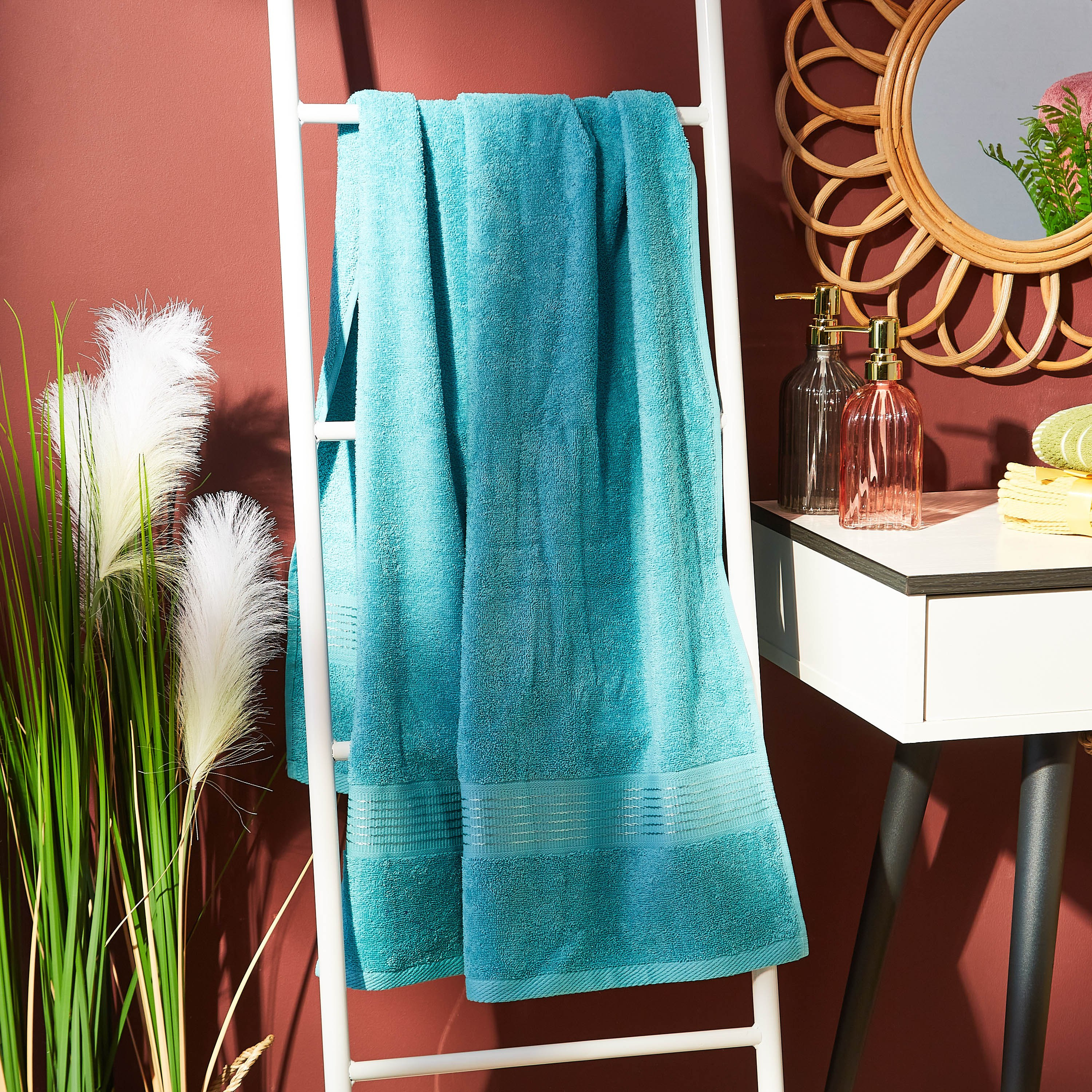 منشفة حمام ممشطة من إسينشيال - 70x140 سم-hbxbathroom-bathroomtextiles-image-2