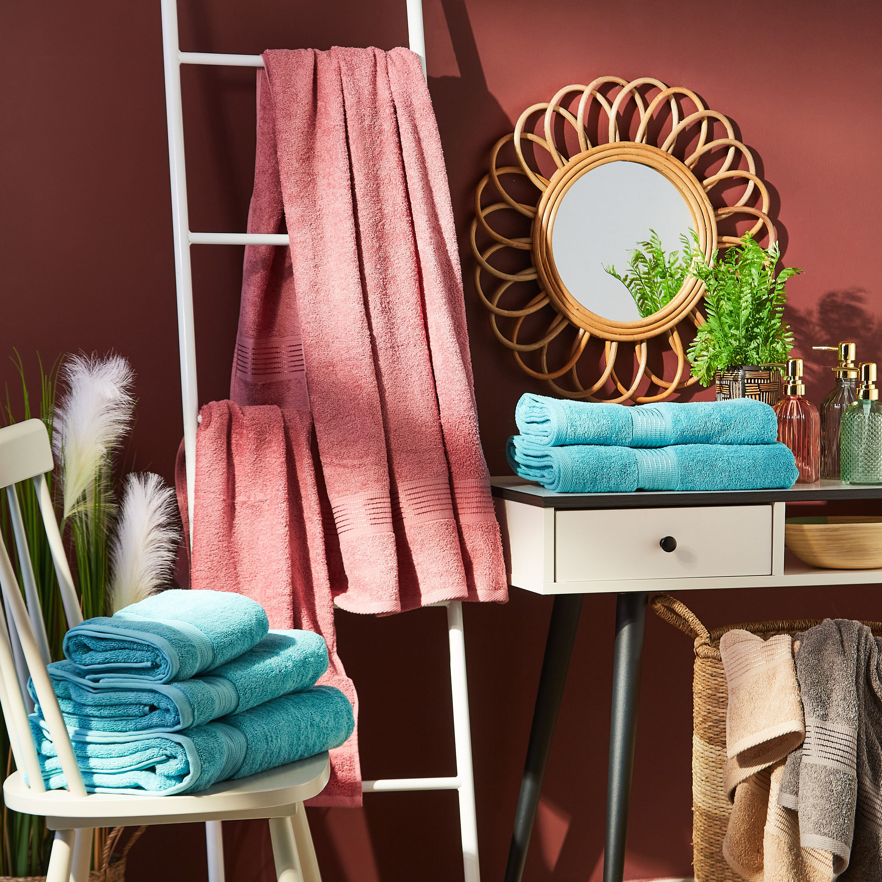 منشفة حمام ممشطة من إسينشيال - 70x140 سم-hbxbathroom-bathroomtextiles-image-4