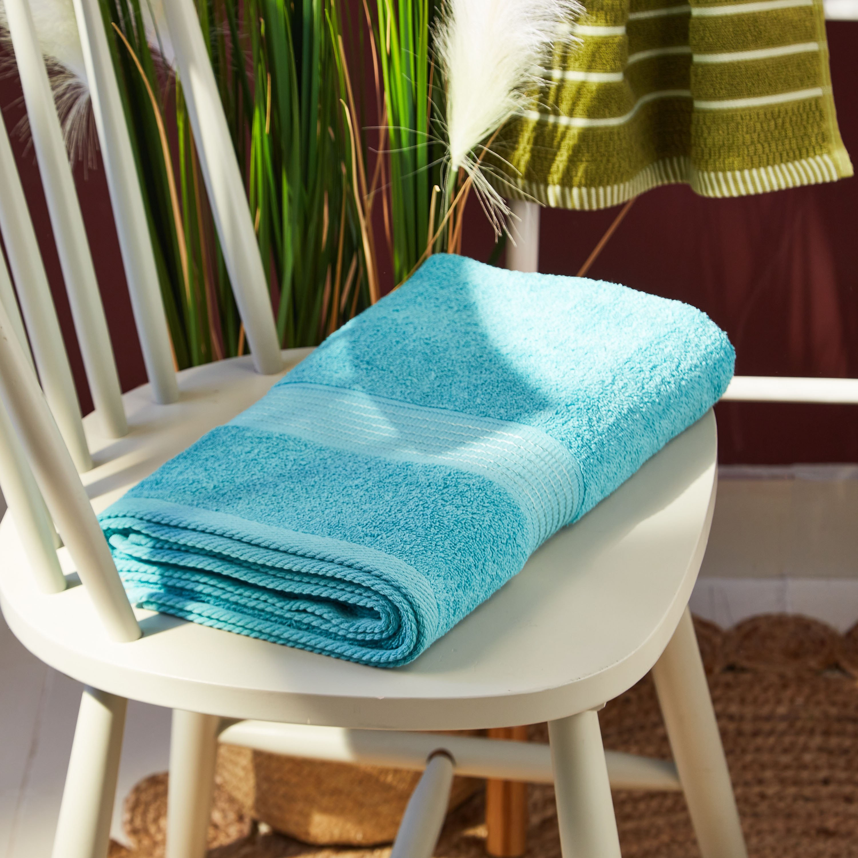 منشفة حمام كبيرة ممشطة من إسينشيال - 90x150 سم-hbxbathroom-bathroomtextiles-image-1