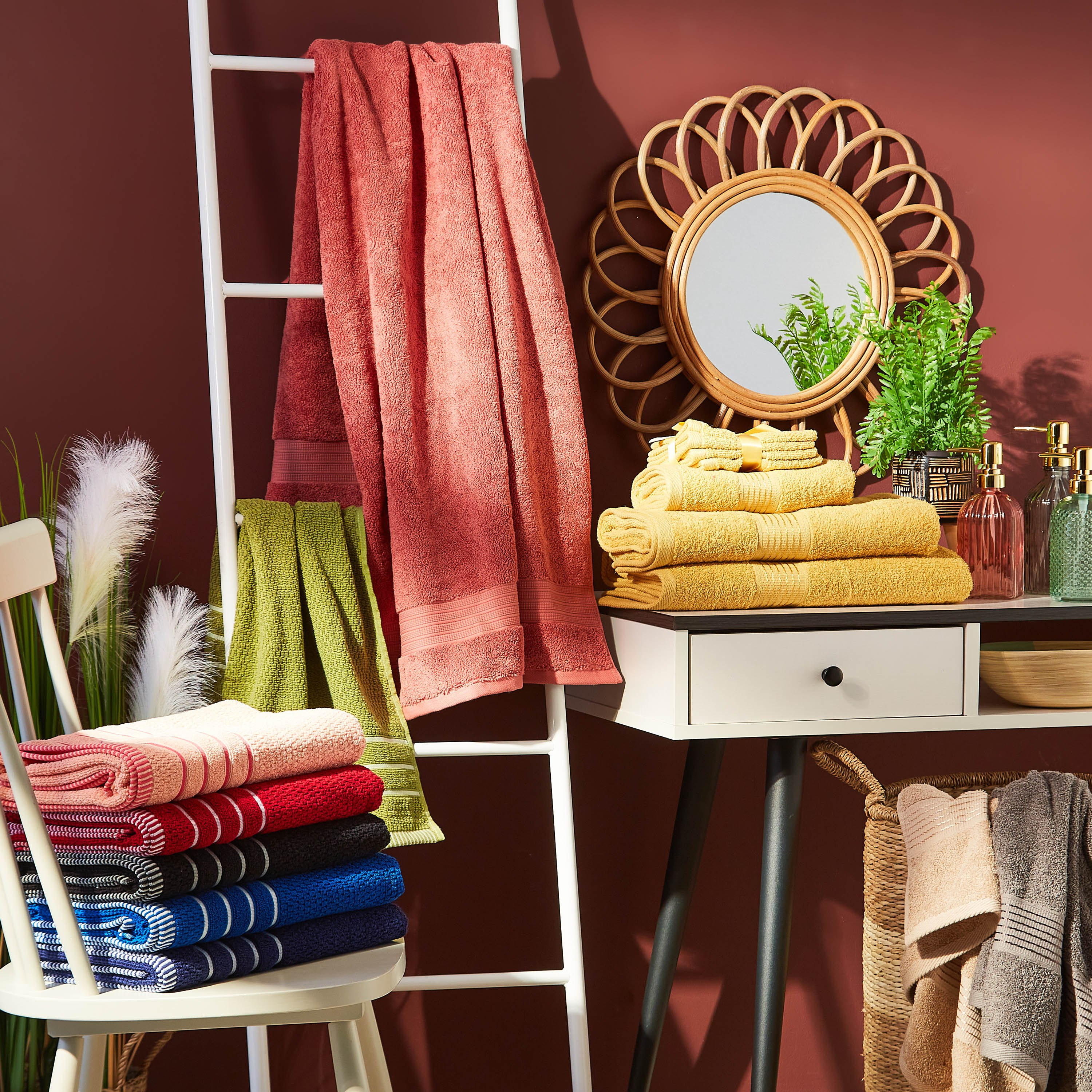 منشفة حمام ممشطة من إيسنشيال - 70×140 سم-hbxbathroom-bathroomtextiles-image-4
