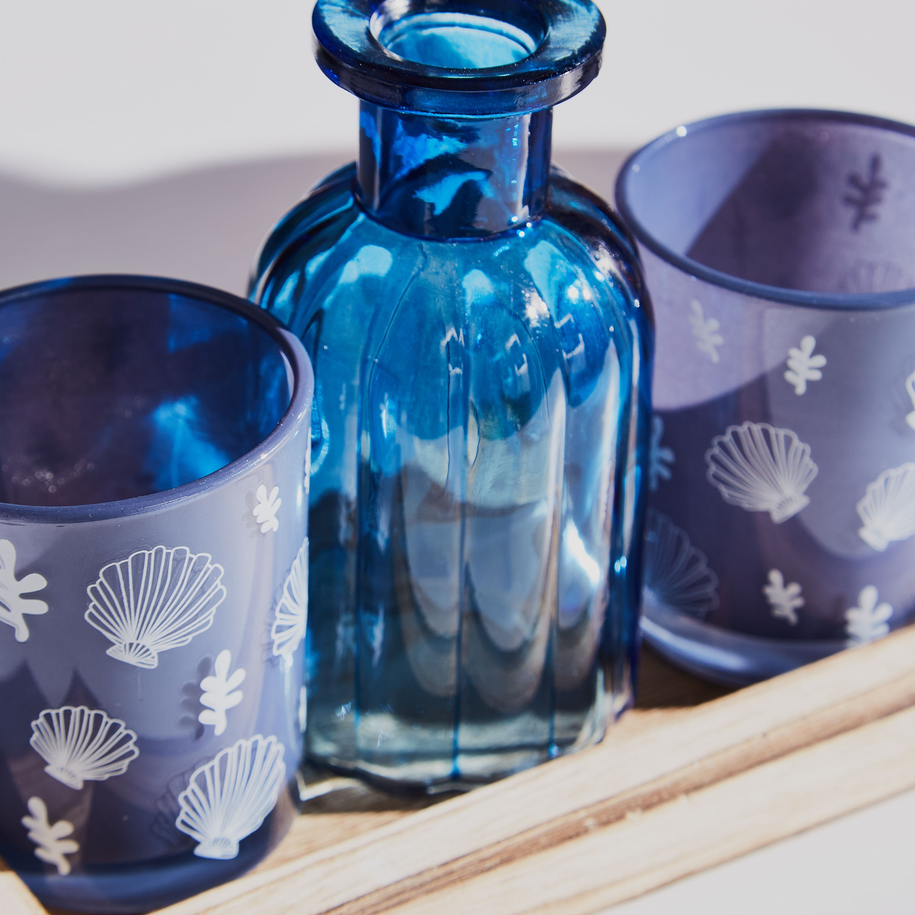 طقم مزهرية زجاجية وحامل شموع 4 قطع من كلايد- 21x9x11 سم-hbxbedroom-homefragrance-candleholders-image-3