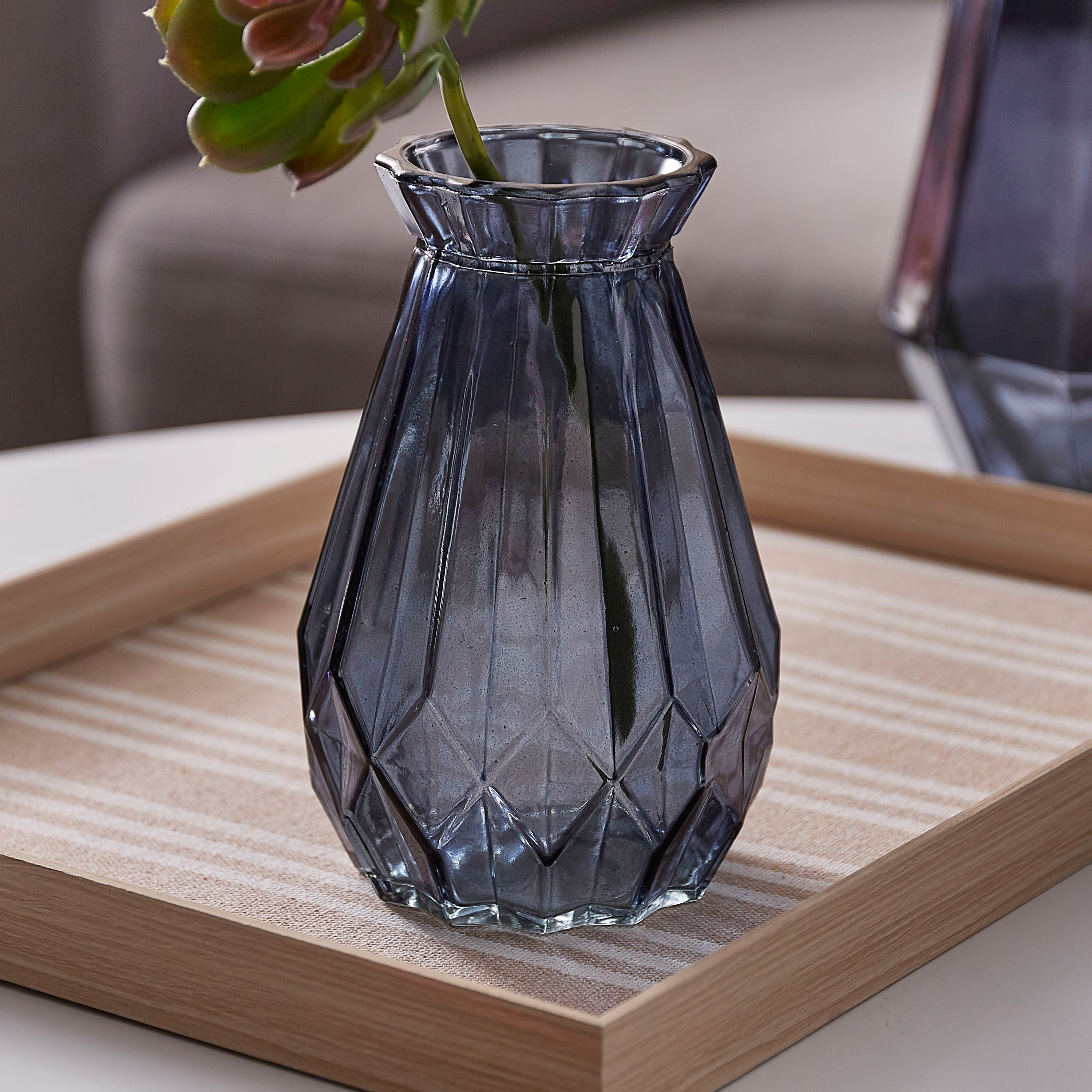 مزهريّة زجاجيّة من كلايد - 13x19 سم-hbxbedroom-decorandaccessories-vases-image-1