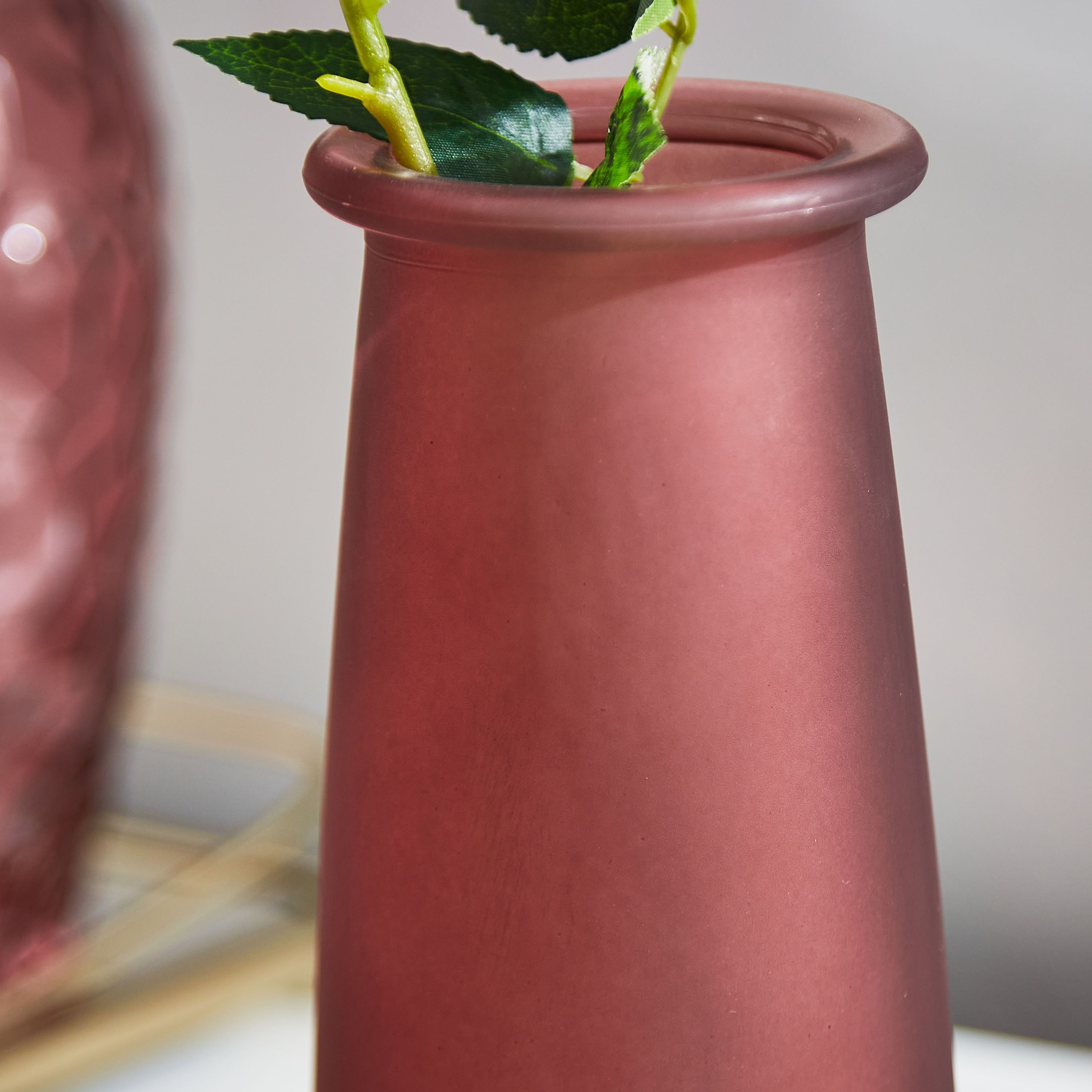 مزهريّة زجاجيّة من كلايد - 9.3x22.5 سم-hbxbedroom-decorandaccessories-vases-image-2