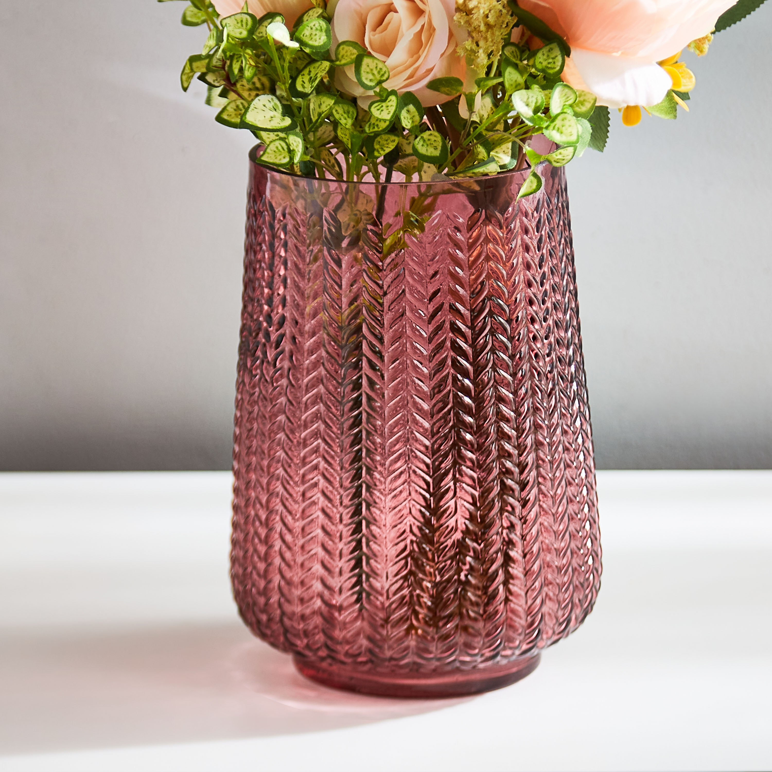 مزهريّة زجاجيّة من كلايد - 14x21 سم-hbxbedroom-decorandaccessories-vases-image-1
