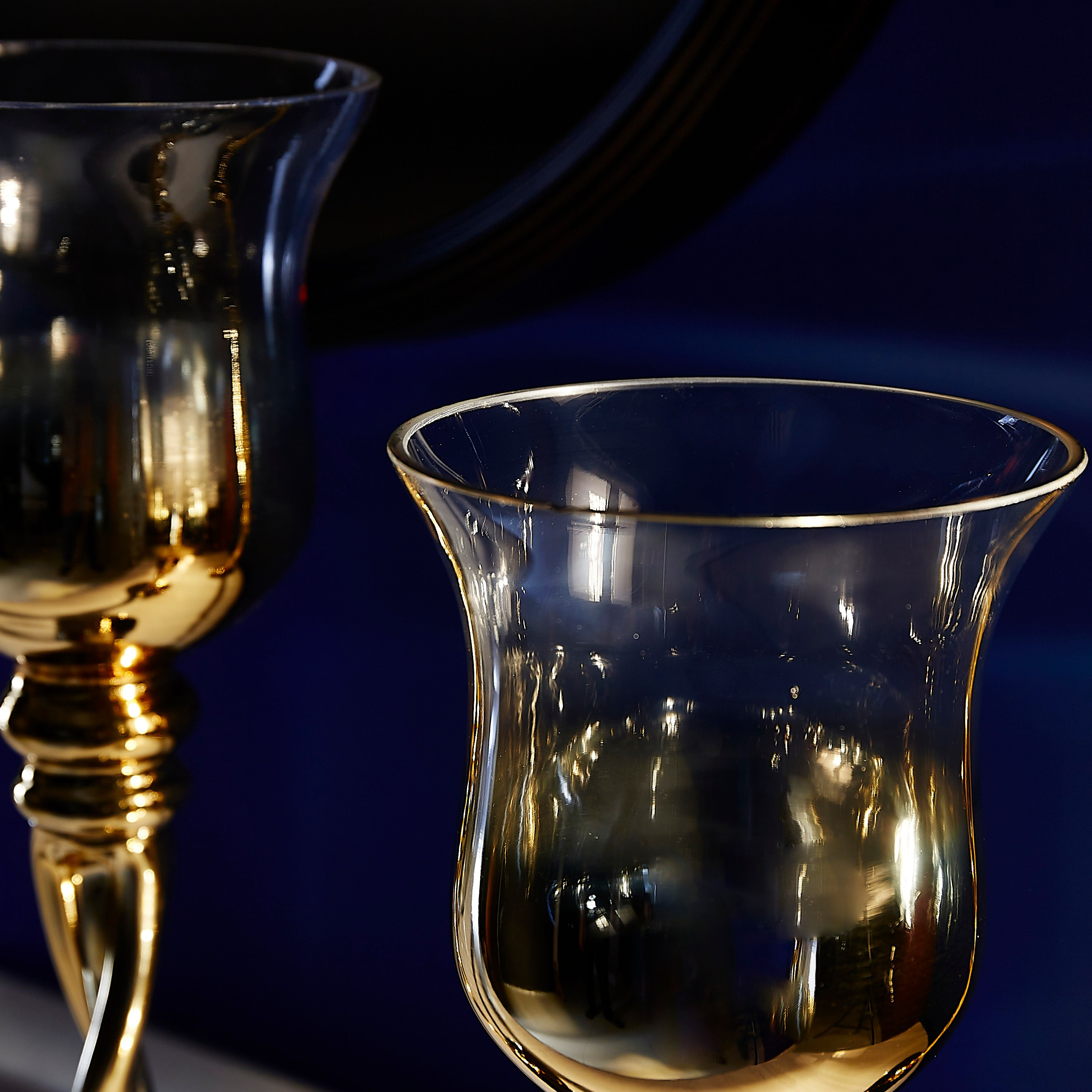 حامل شموع زجاجي أحادي اللون من أتلانتا - 3 قطع-hbxlivingroom-decorandaccessories-candleholders-image-3