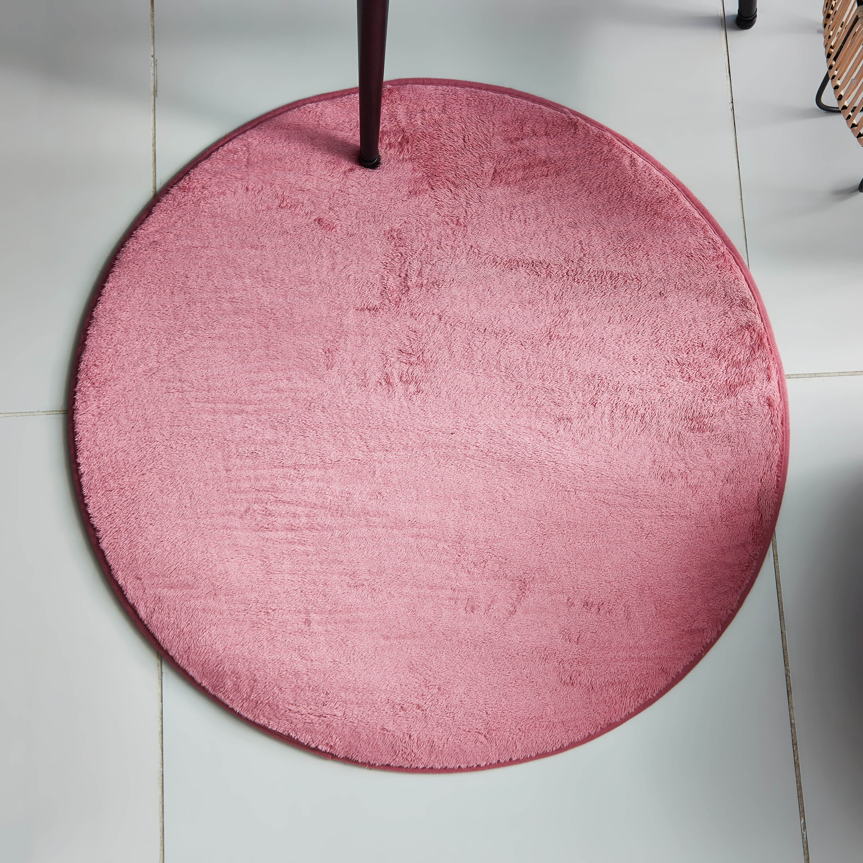 سجادة مستديرة مخملية فائقة النعومة - 70 سم-hbxdecorandfurnishings-floorcoverings-rugs-image-2