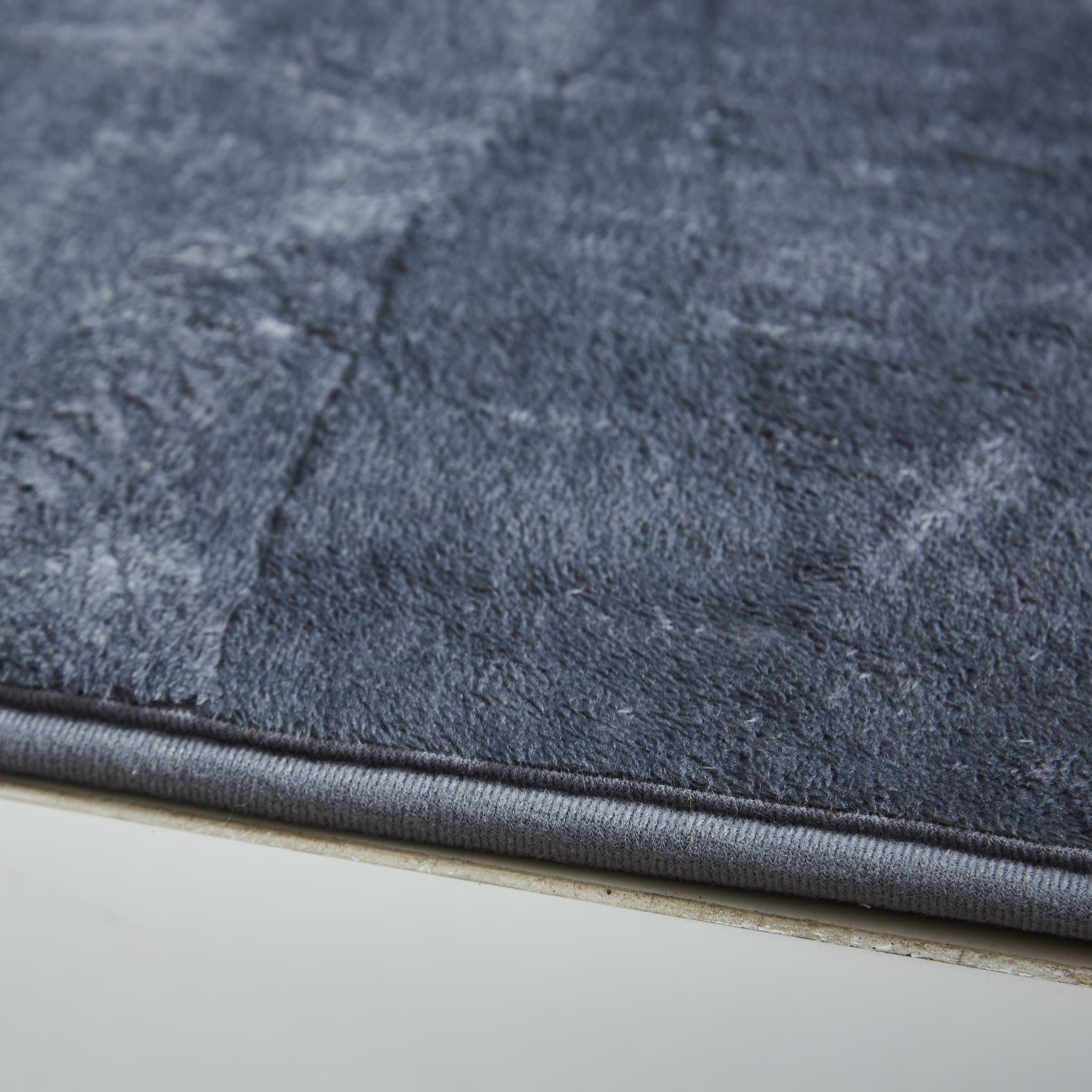سجادة مخملية ناعمة سوبر سوفت - 60x120 سم-hbxdecorandfurnishings-floorcoverings-rugs-image-3