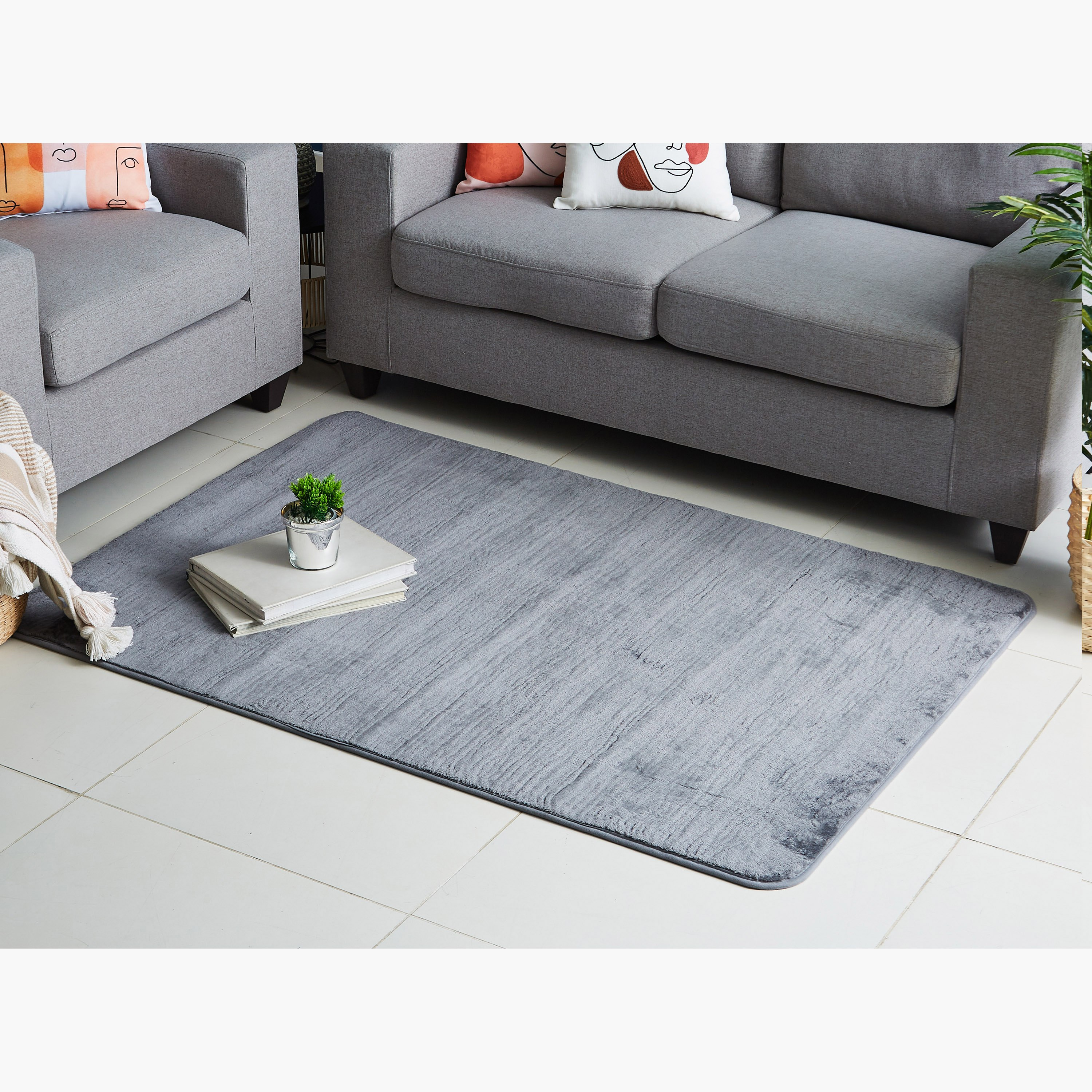 سجادة مخملية فائقة النعومة - 150x200 سم-hbxdecorandfurnishings-floorcoverings-rugs-image-1